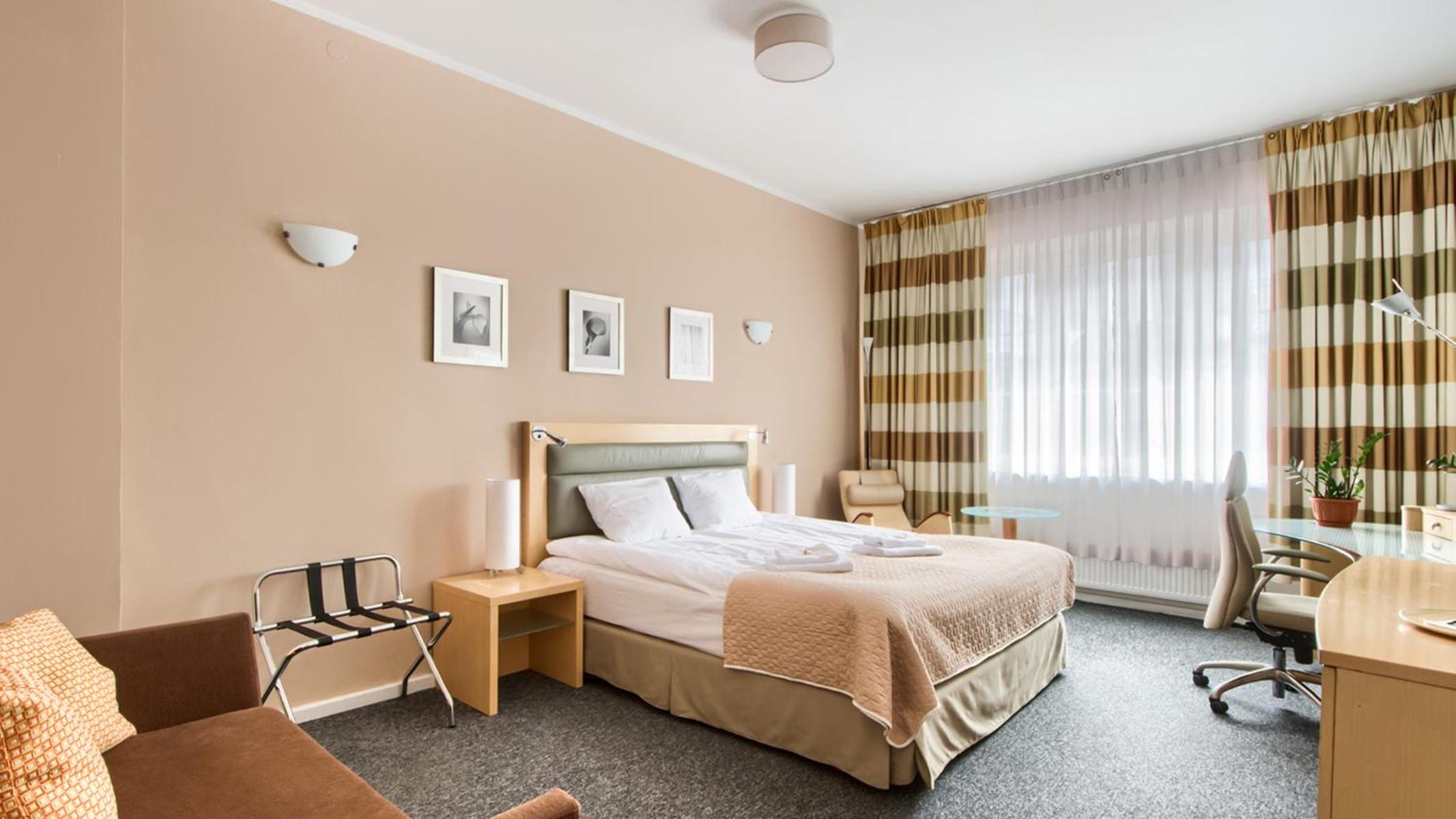 Double Room with Shared Bathroom