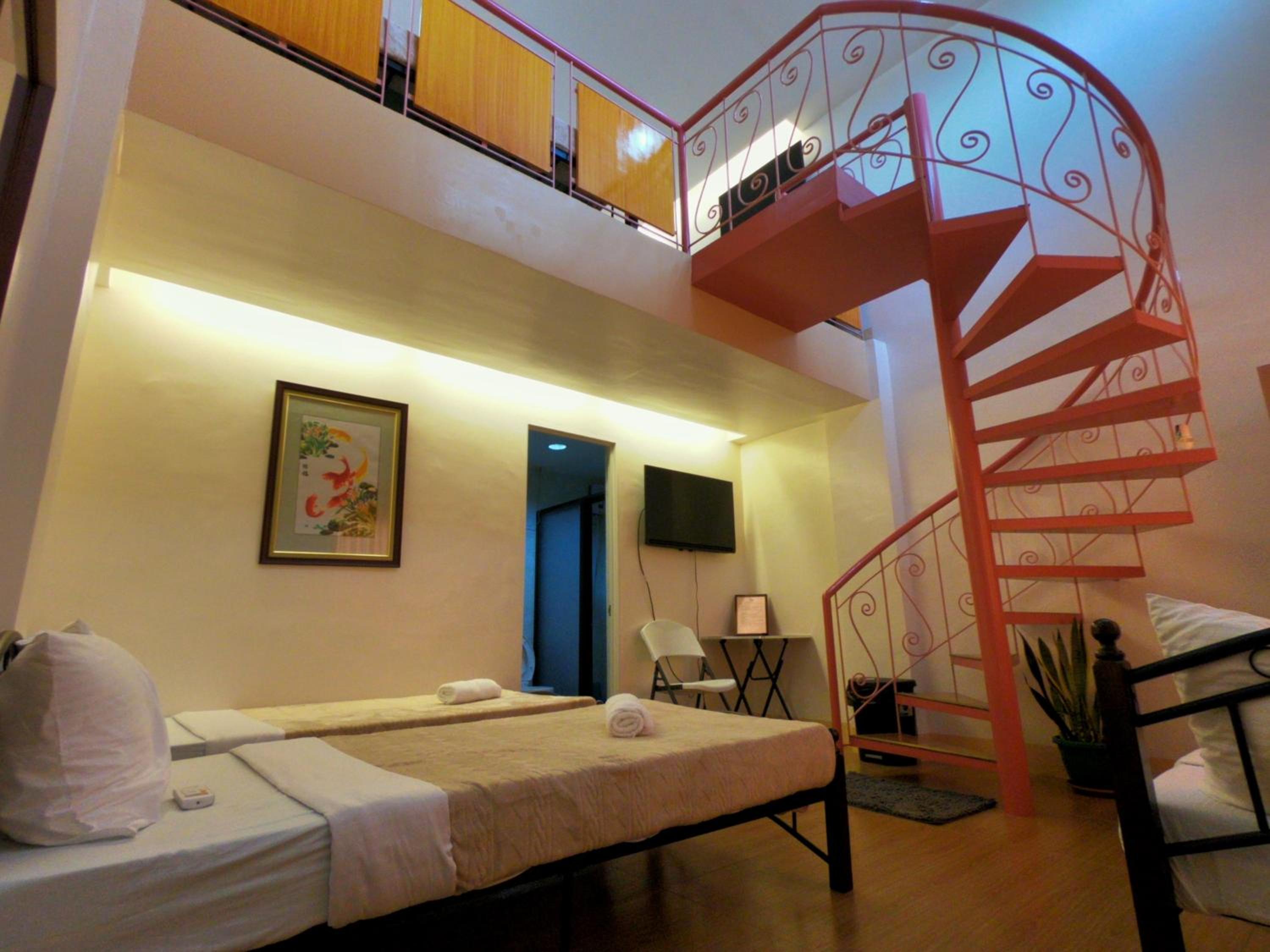 Deluxe Family Room photo 1