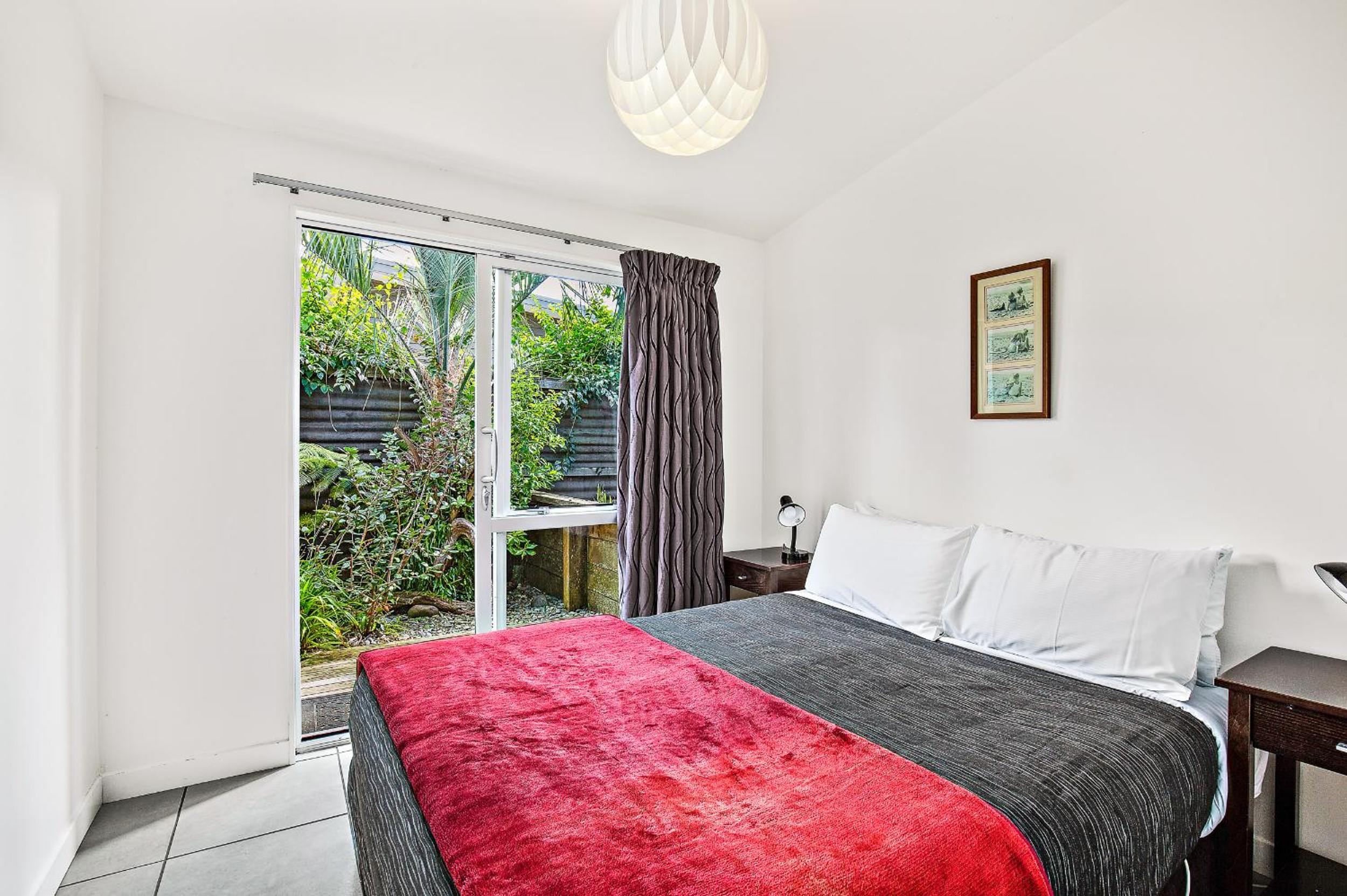 Two-Bedroom Suite photo 2