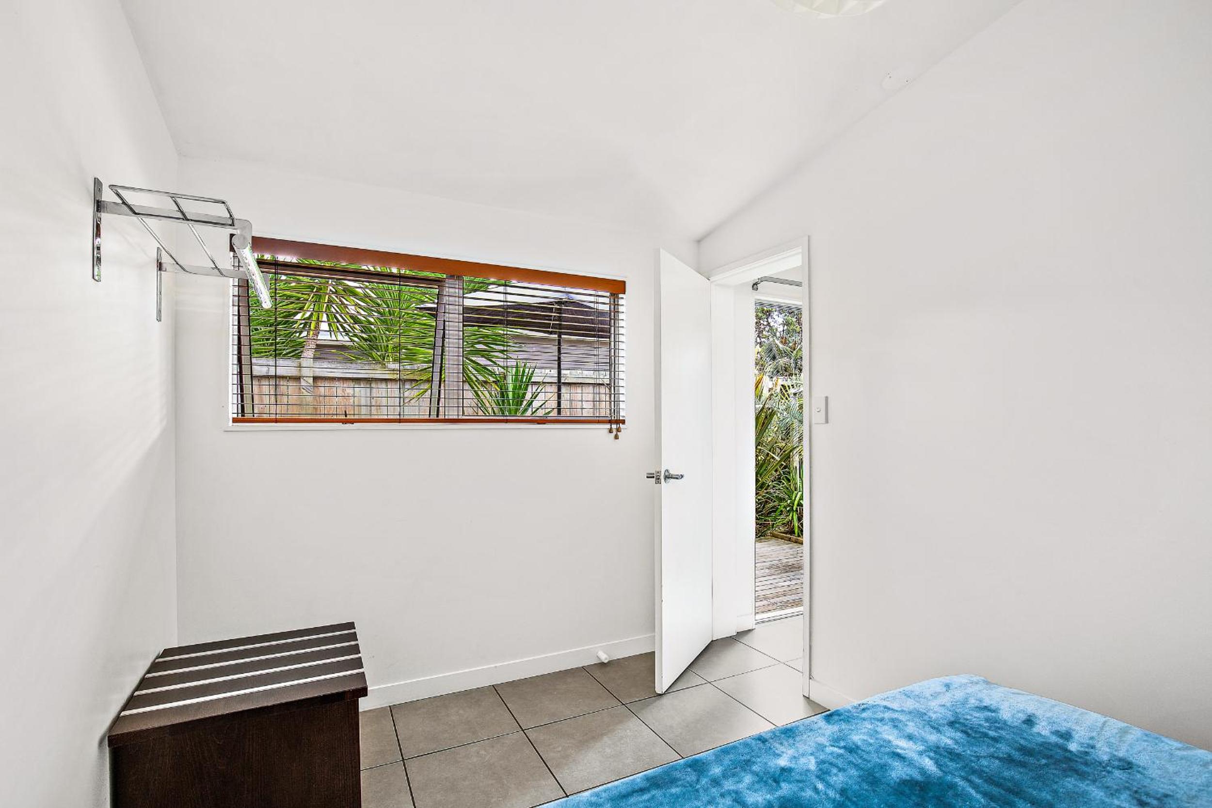 One-Bedroom Family Suite photo 3