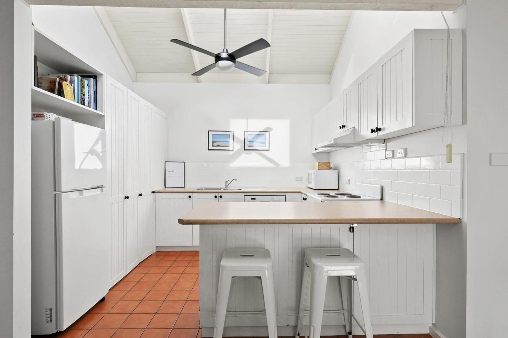 Three-Bedroom House photo 2