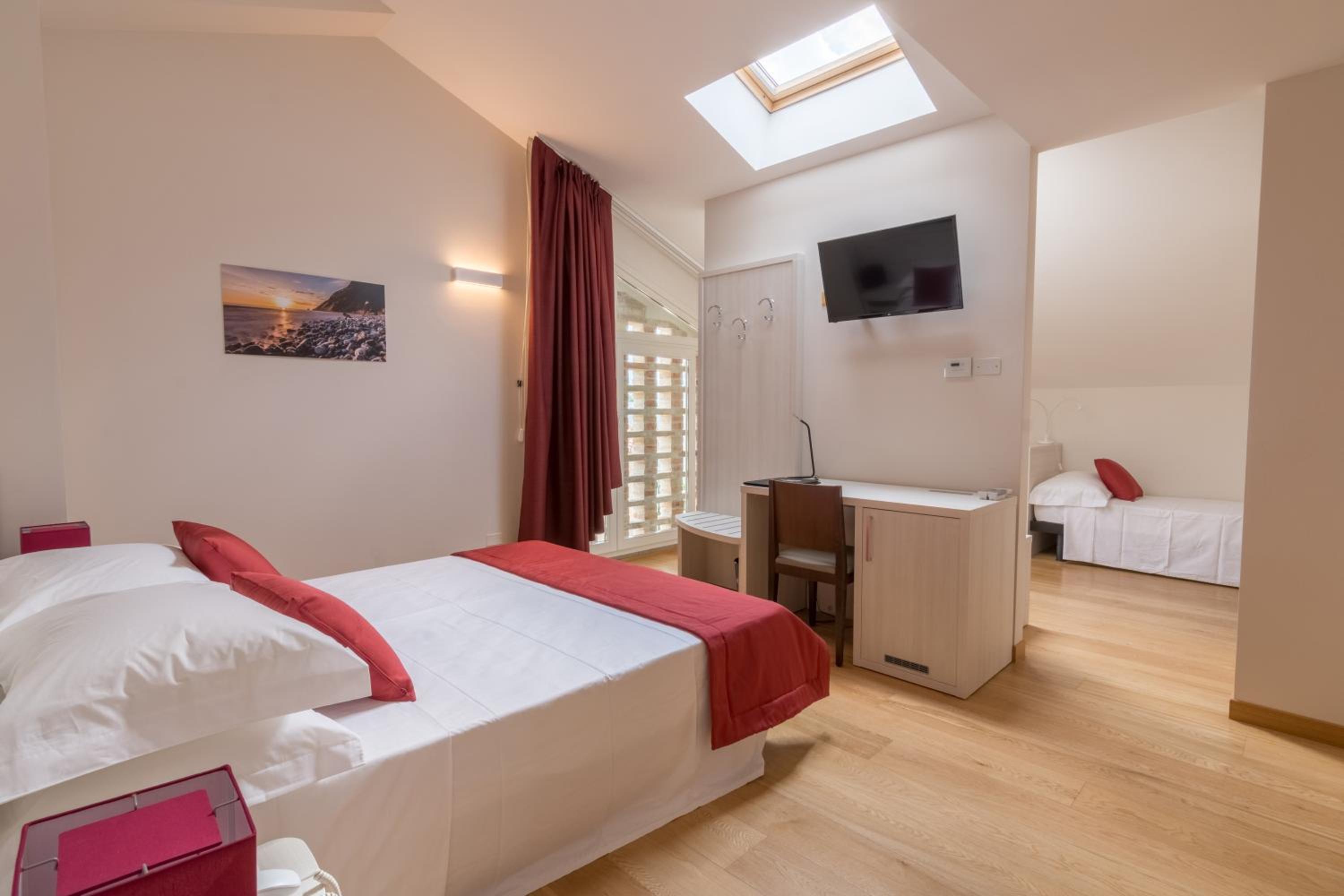 Triple Room photo 3