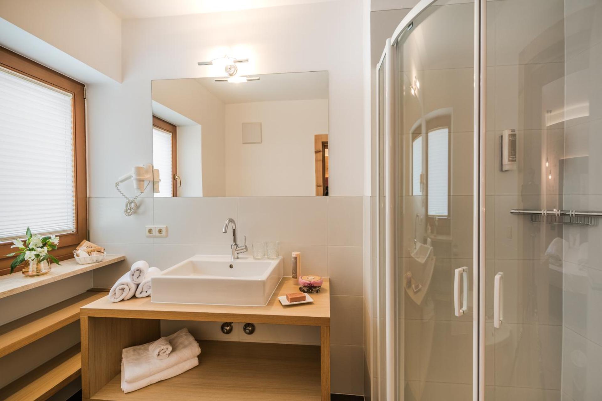 Small Double Room photo 2