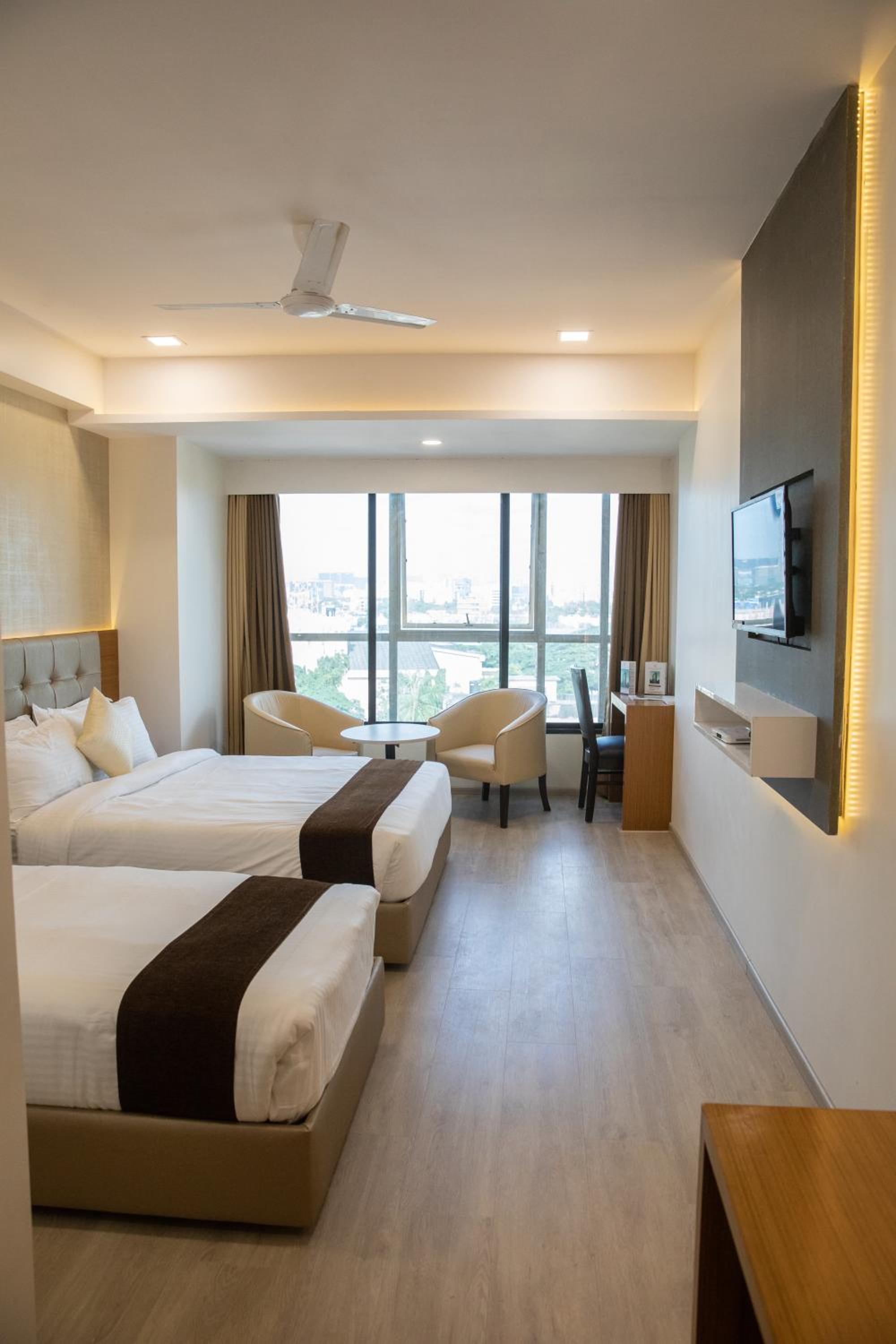 Executive Triple Room