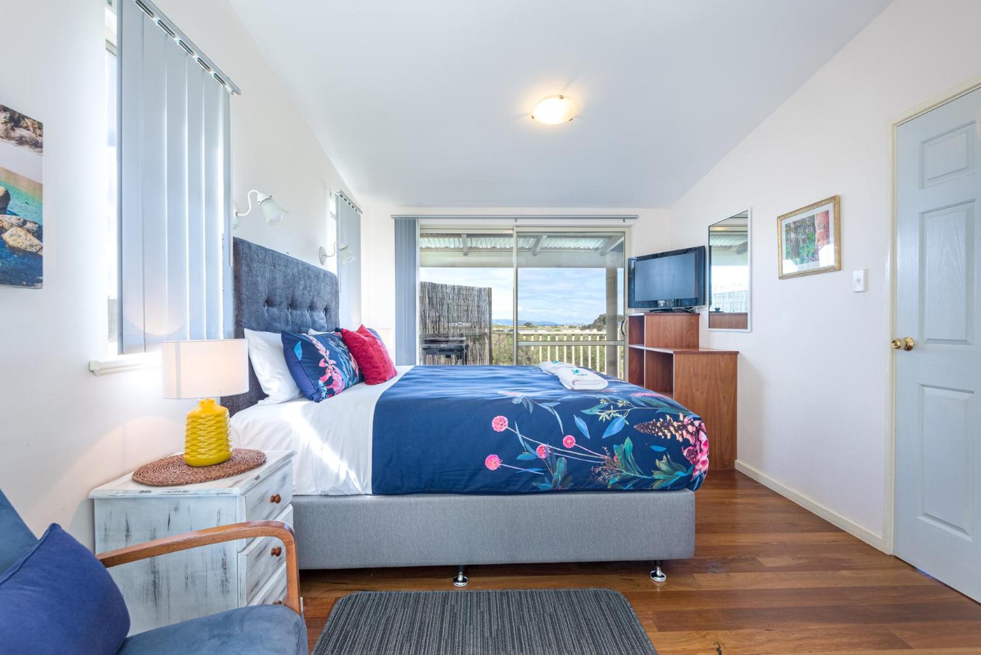 Villa with Sea View photo 2