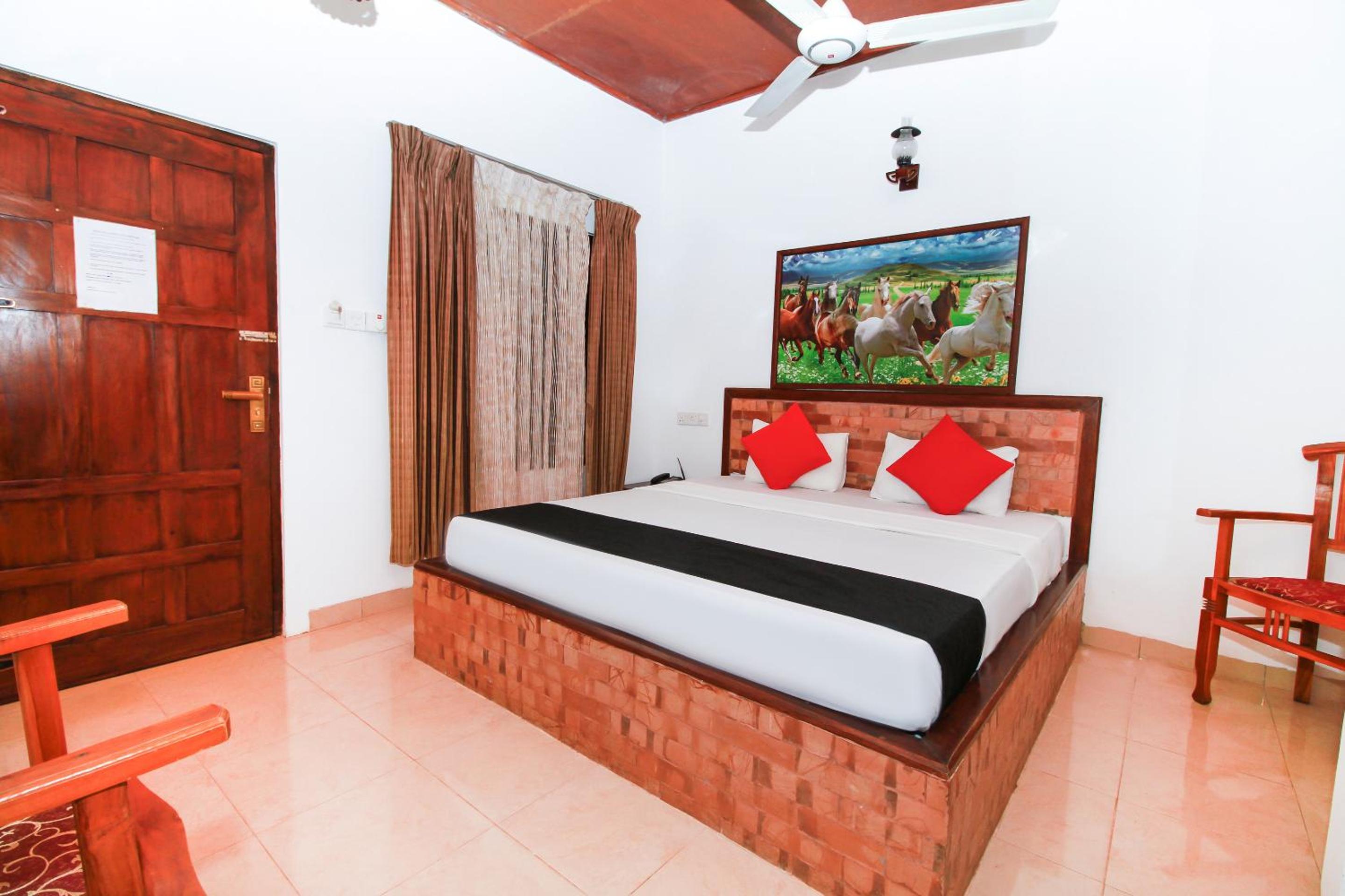 Superior Deluxe Double Room with Pool View