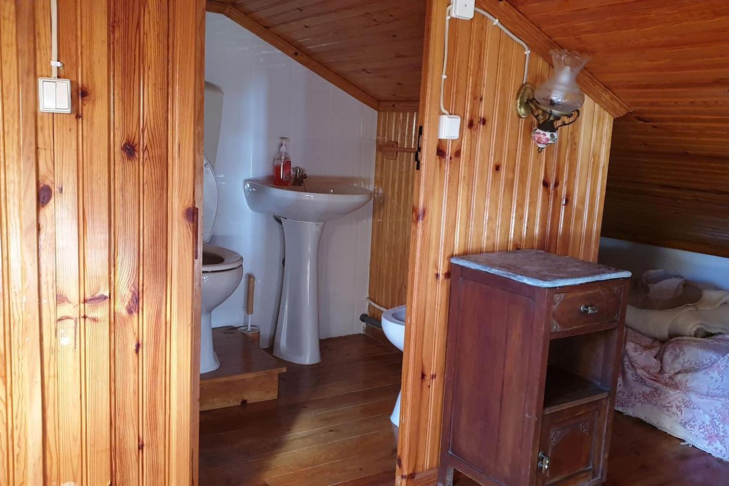 Three-Bedroom Chalet - Photo 4