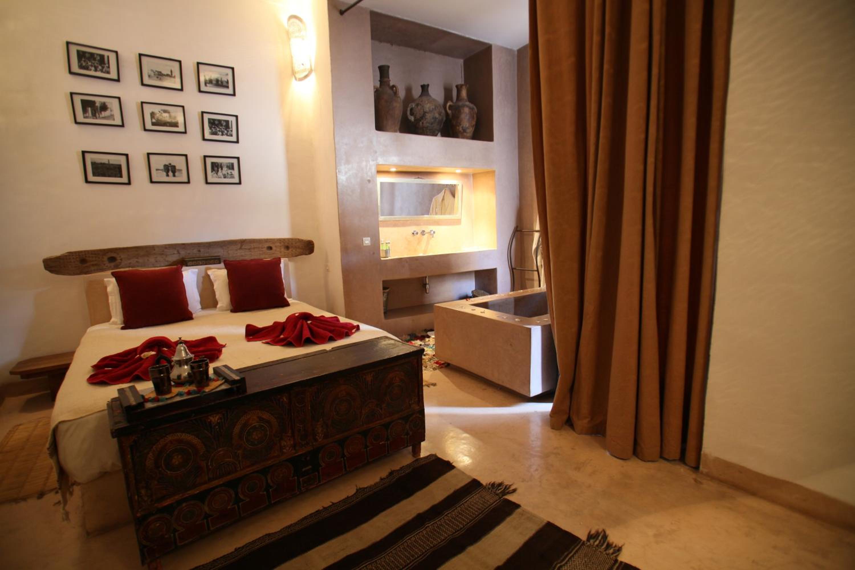 Suite - Photo 2