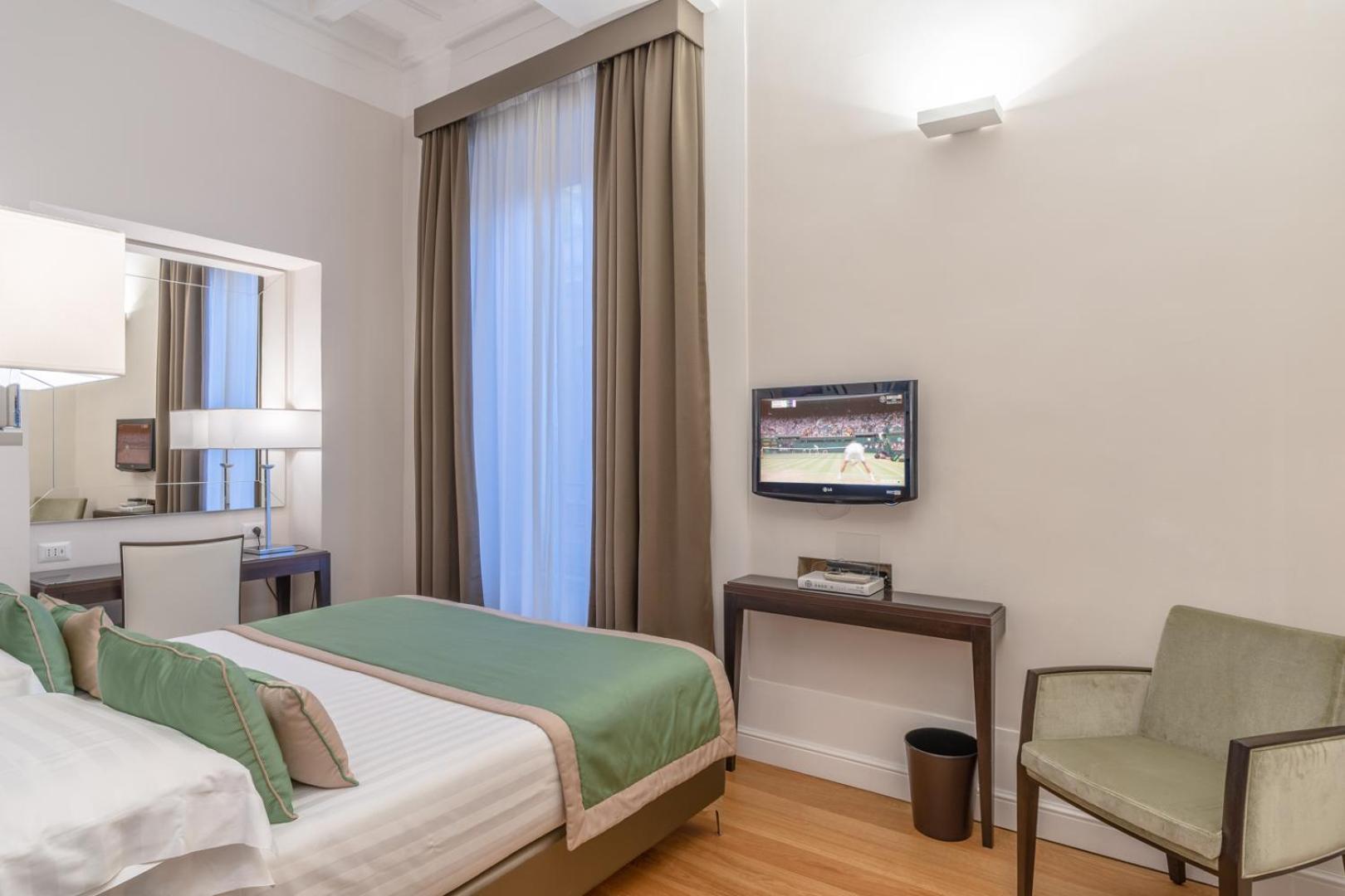 Superior Double or Twin Room photo 3