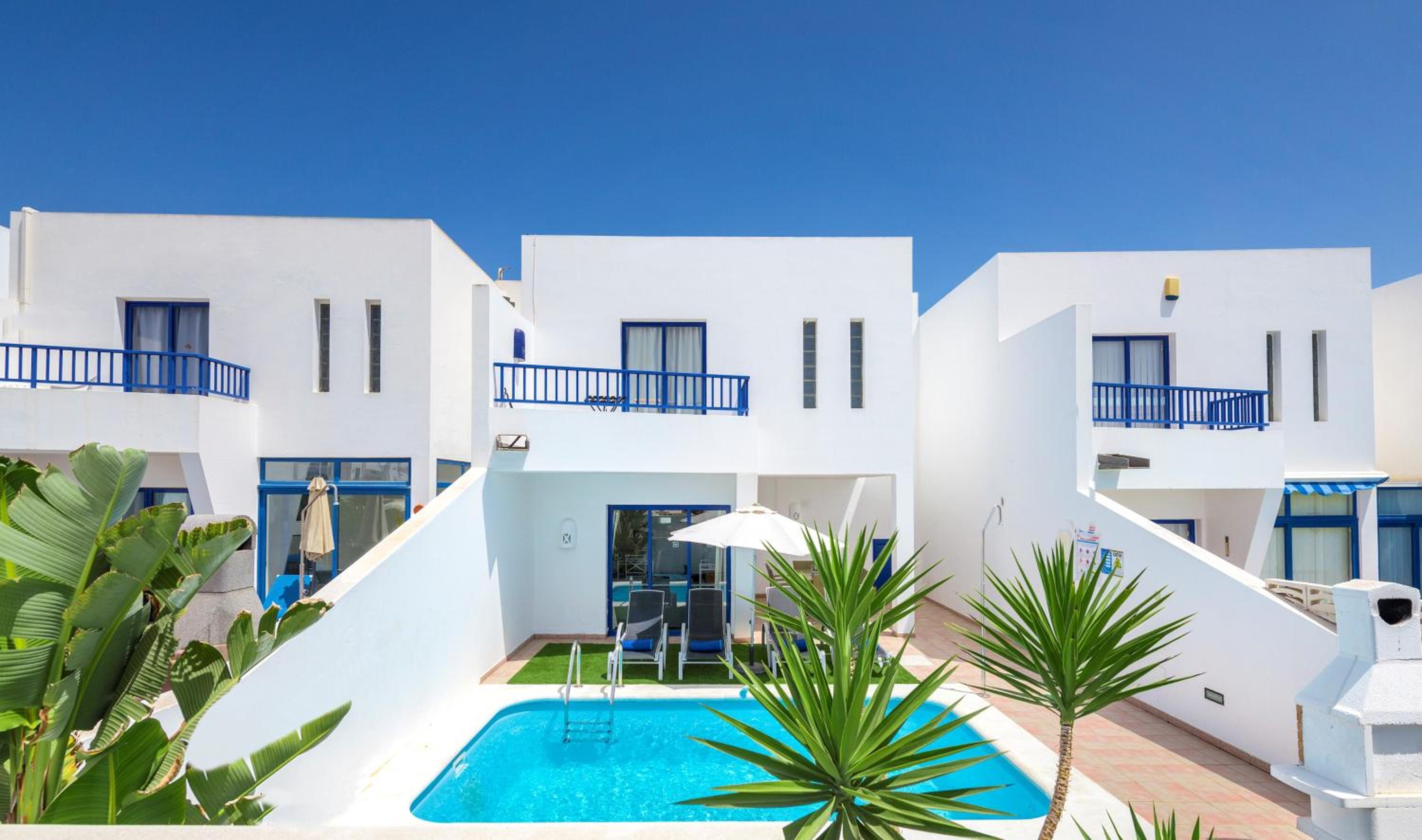 Two-Bedroom Villa with Private Pool (2 Adults + 2 Children) photo 2