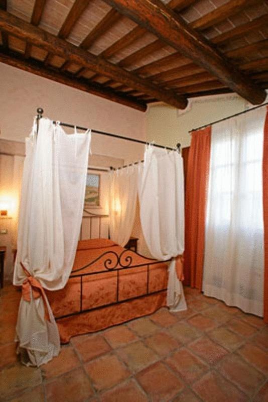 Suite - Photo 8