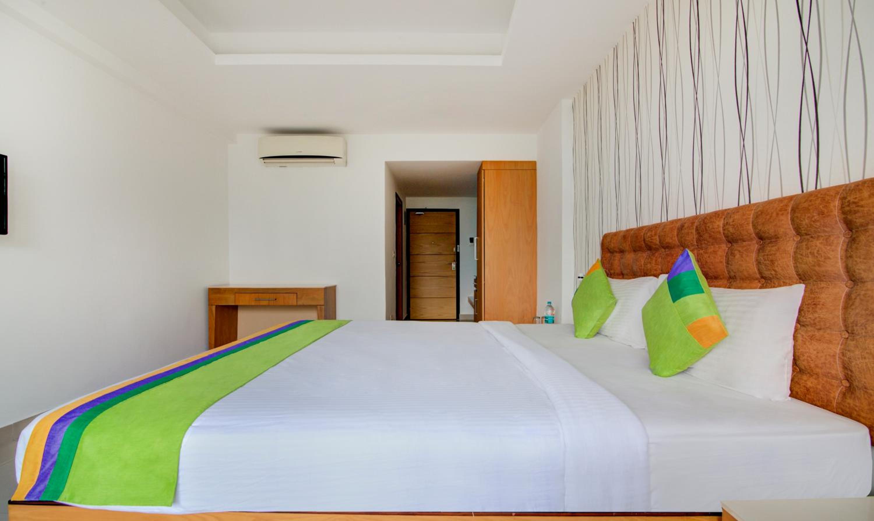 Standard Double Room - Photo 4