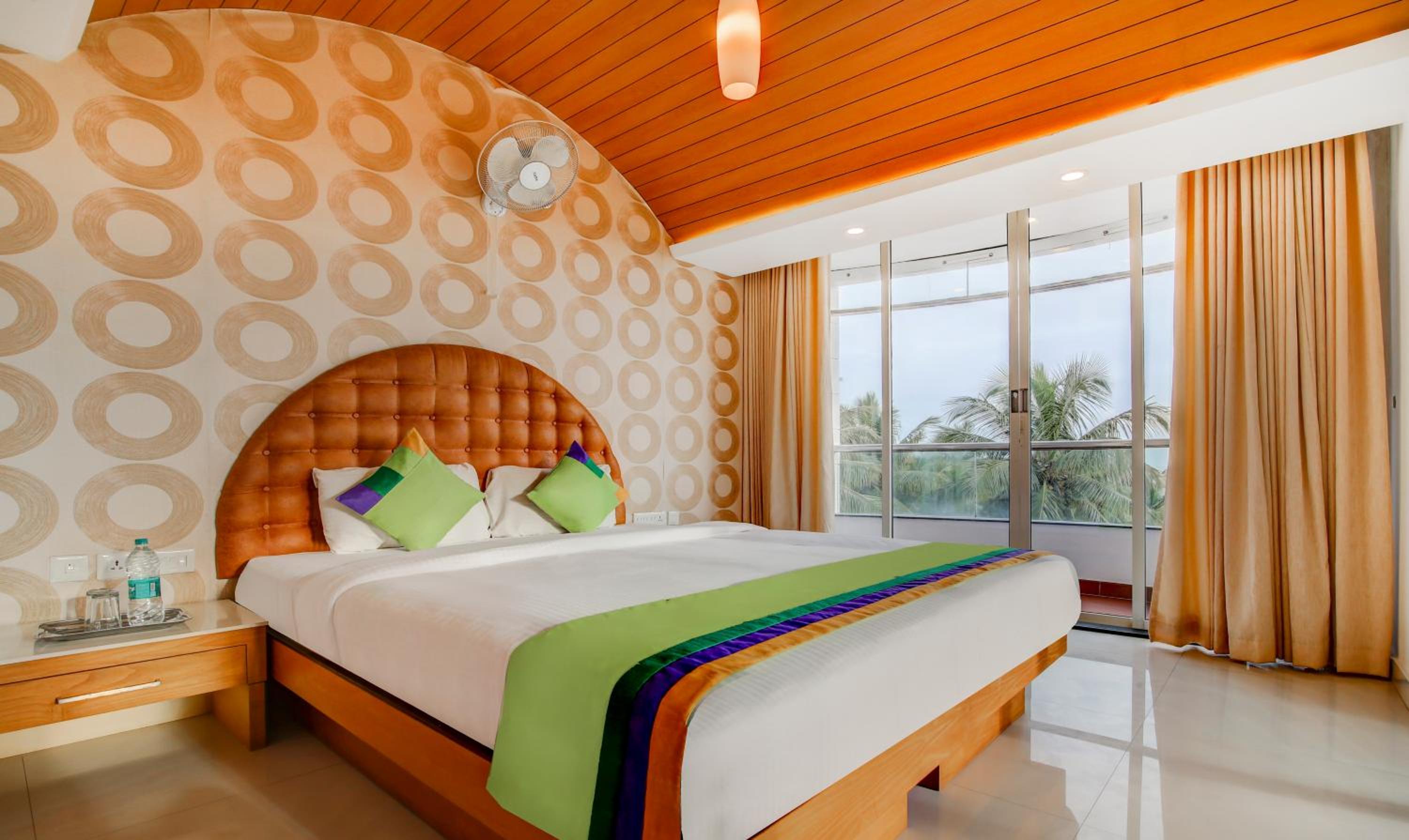 Suite with Balcony - Photo 5