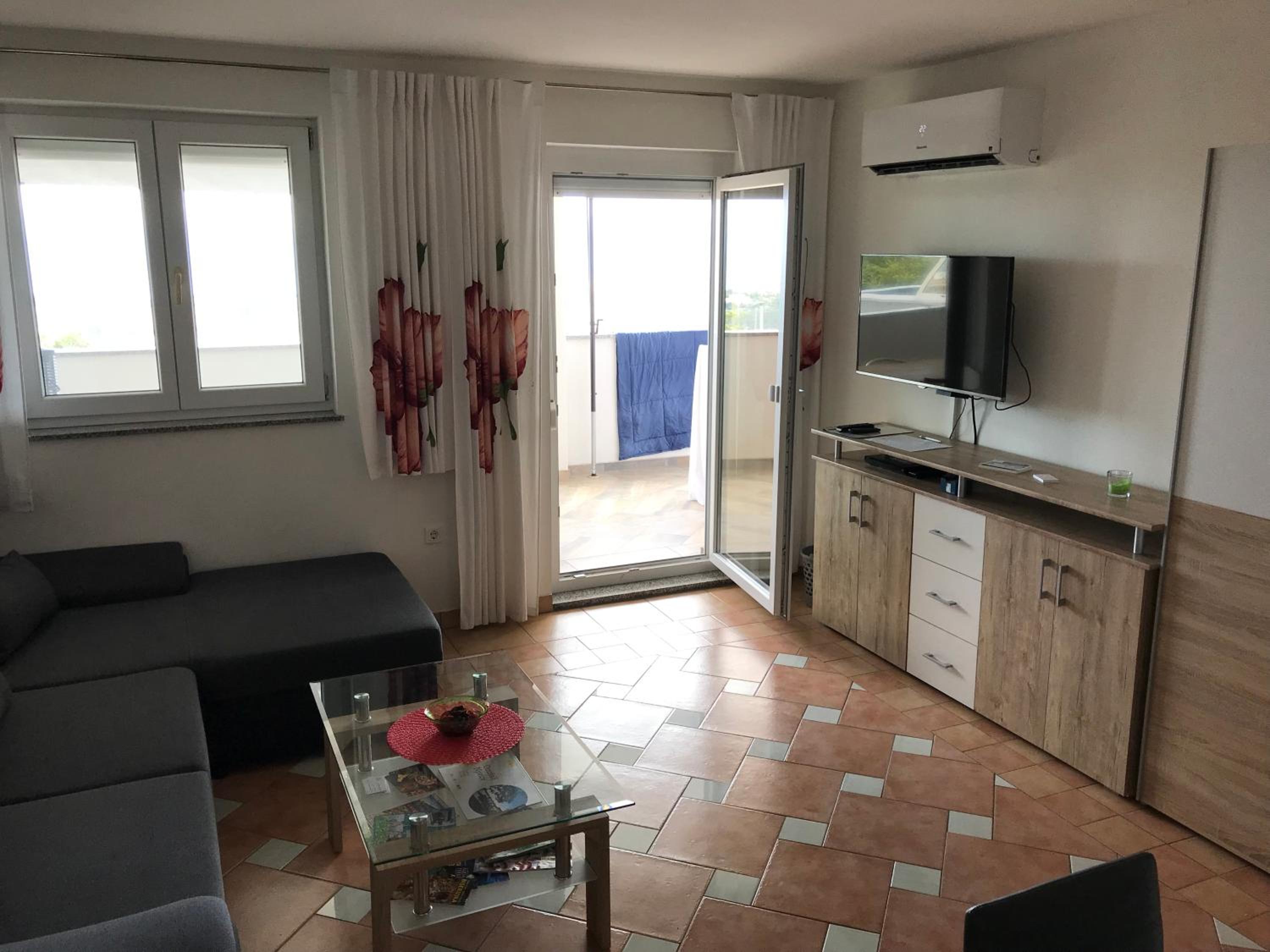 Two-Bedroom Apartment - Photo 11