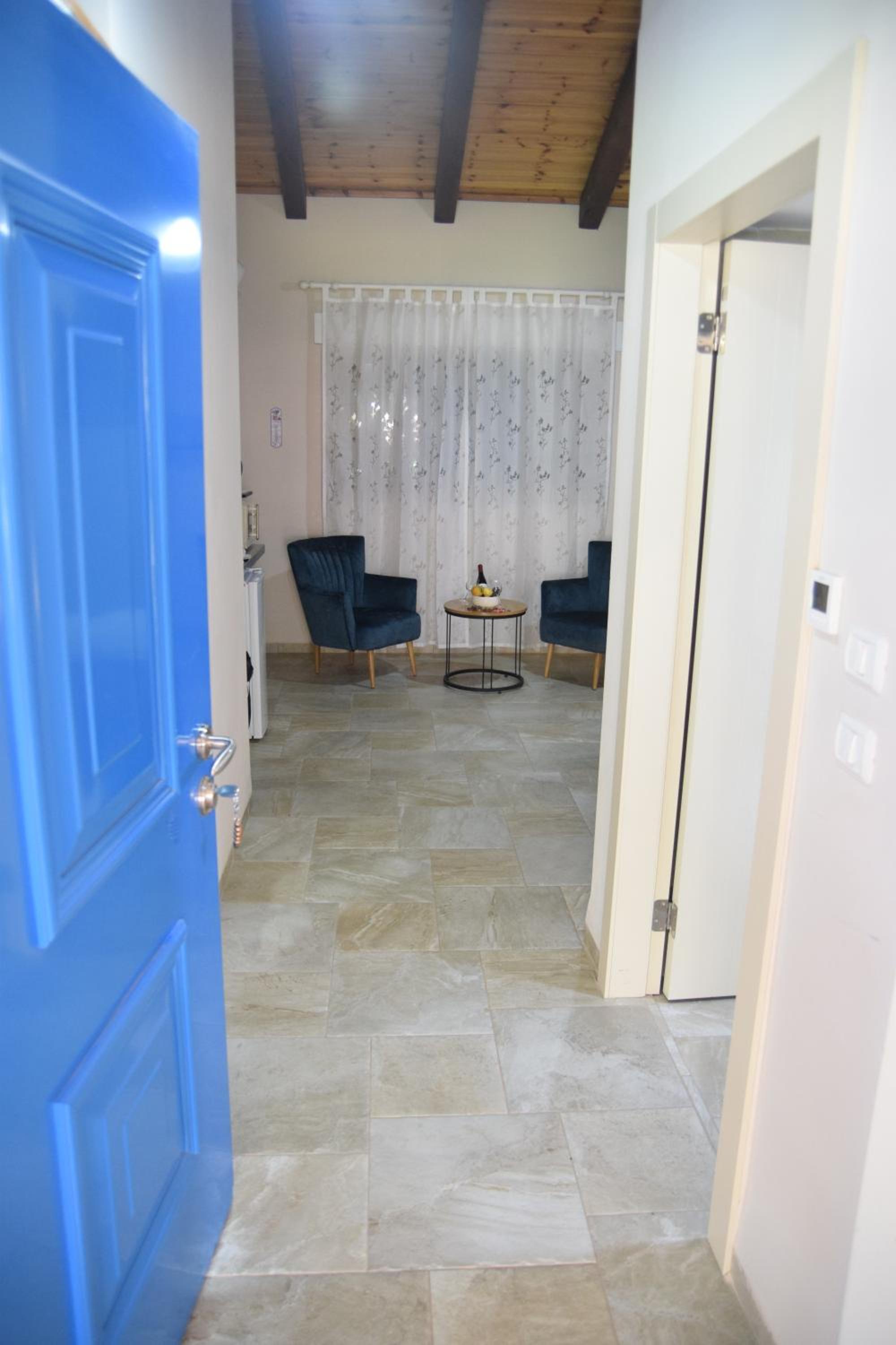 Double Room - Photo 34
