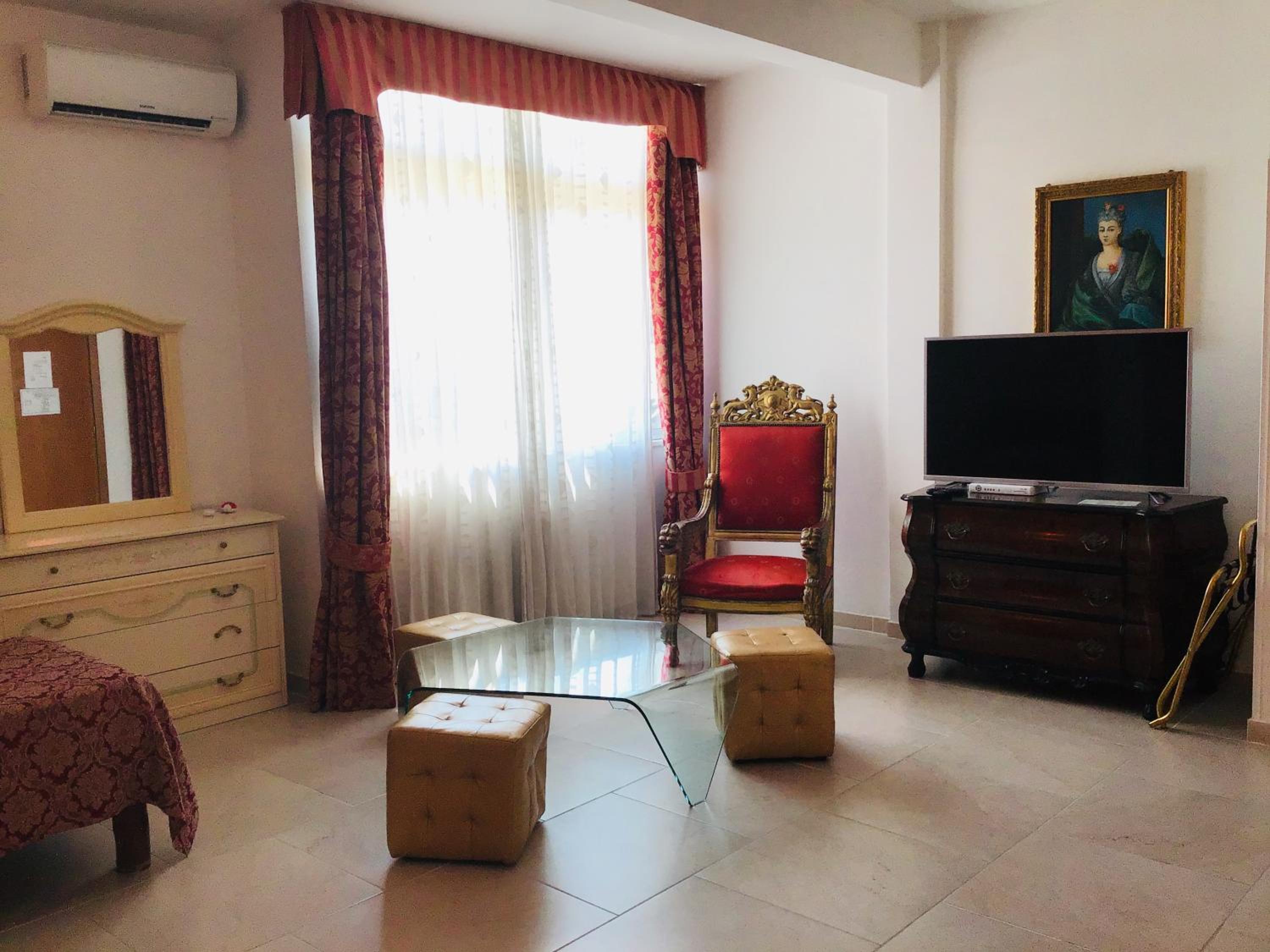 Quadruple Room - Photo 3