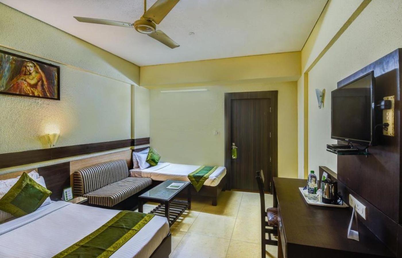Deluxe Double Room photo 3