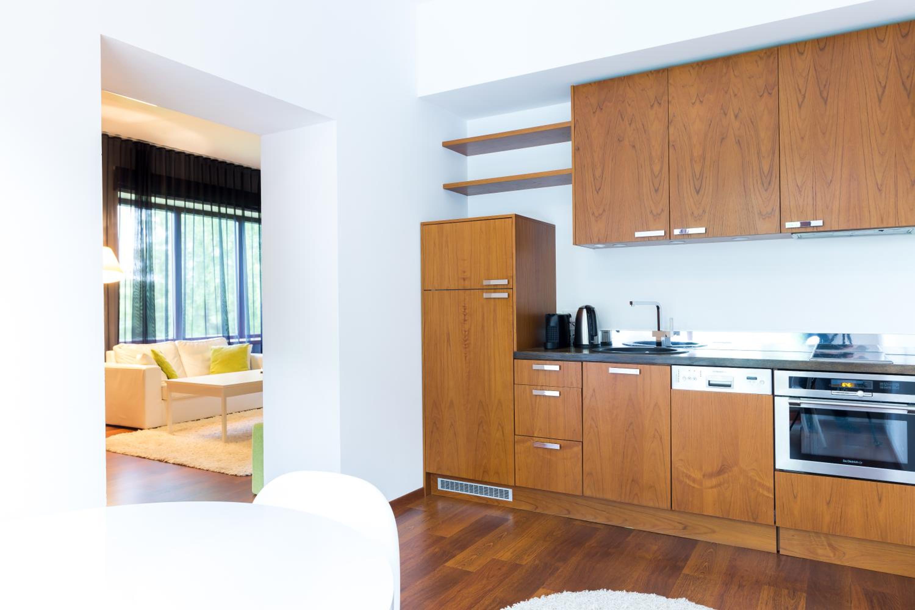 Deluxe Two-Bedroom Apartment with Sauna - Photo 3
