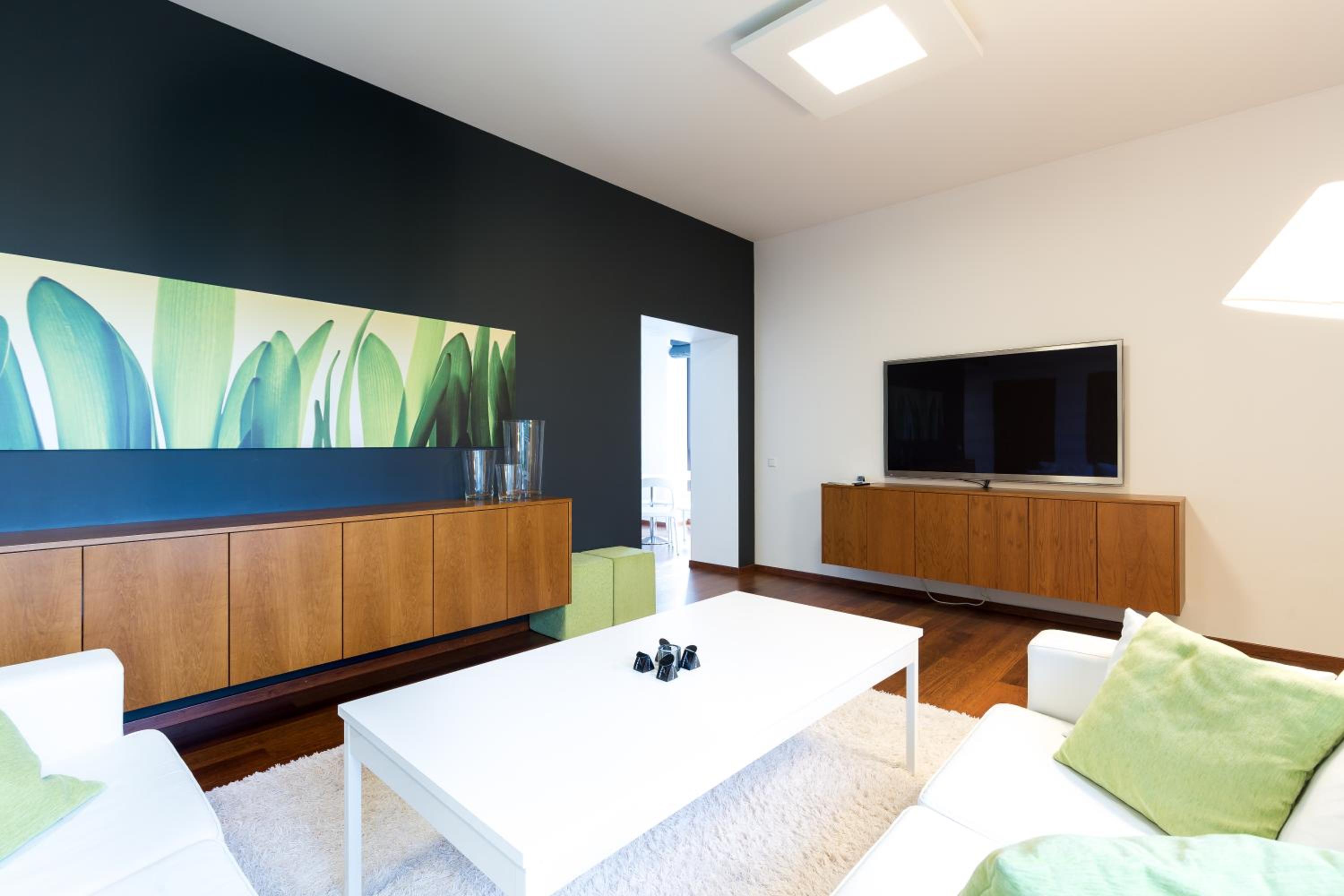 Deluxe Two-Bedroom Apartment with Sauna - Photo 8