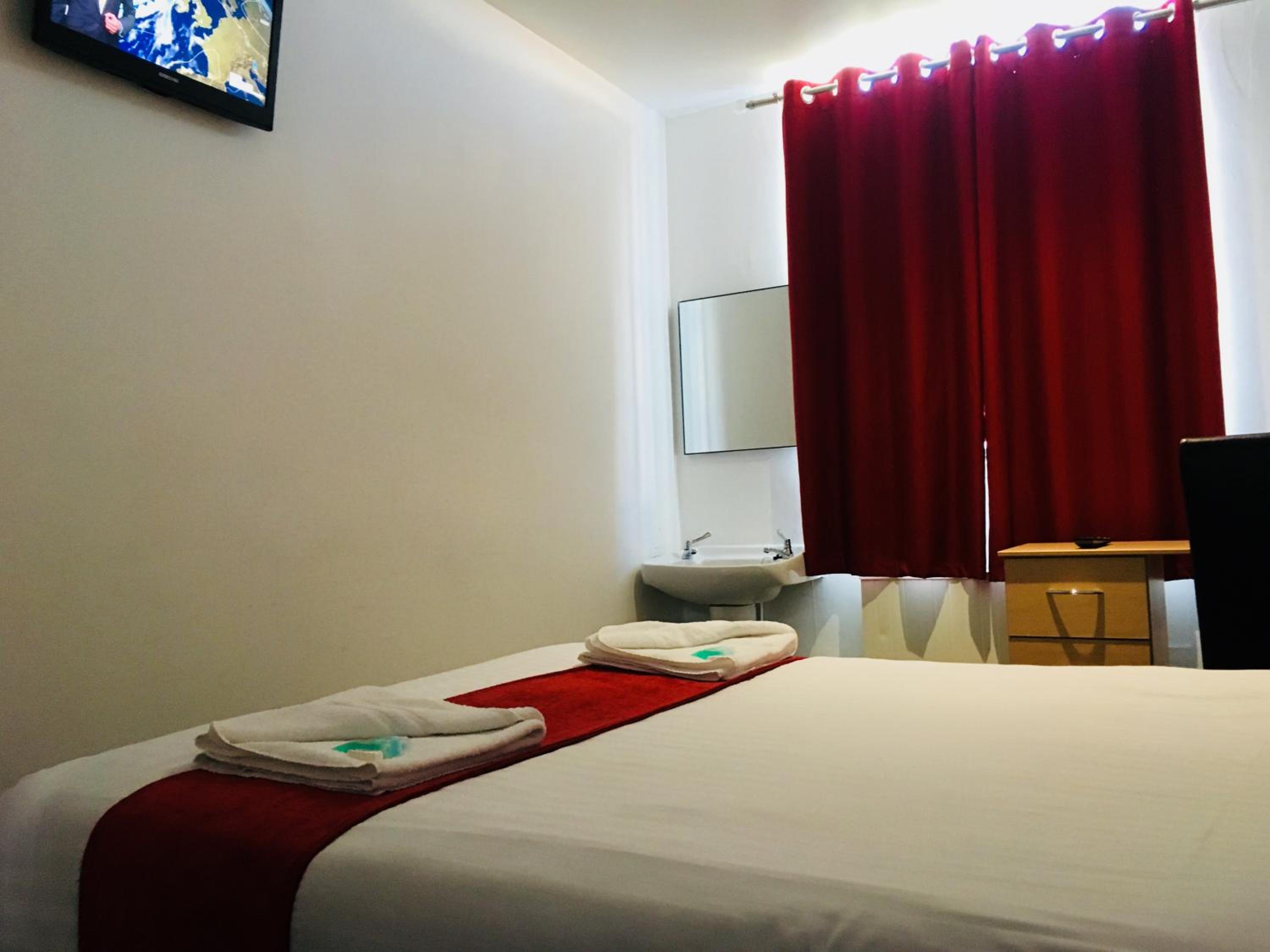 Double Room with Shared Bathroom