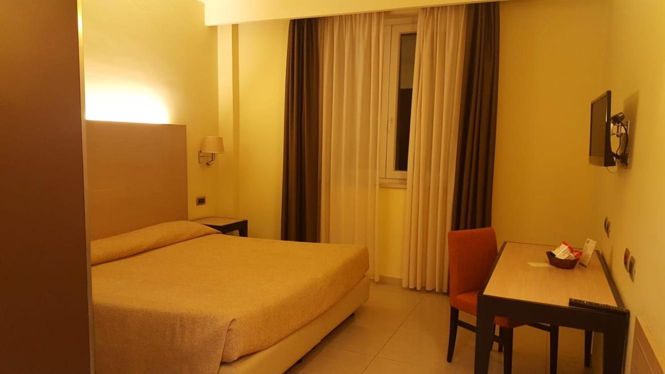 Basic Double Room - Photo 1
