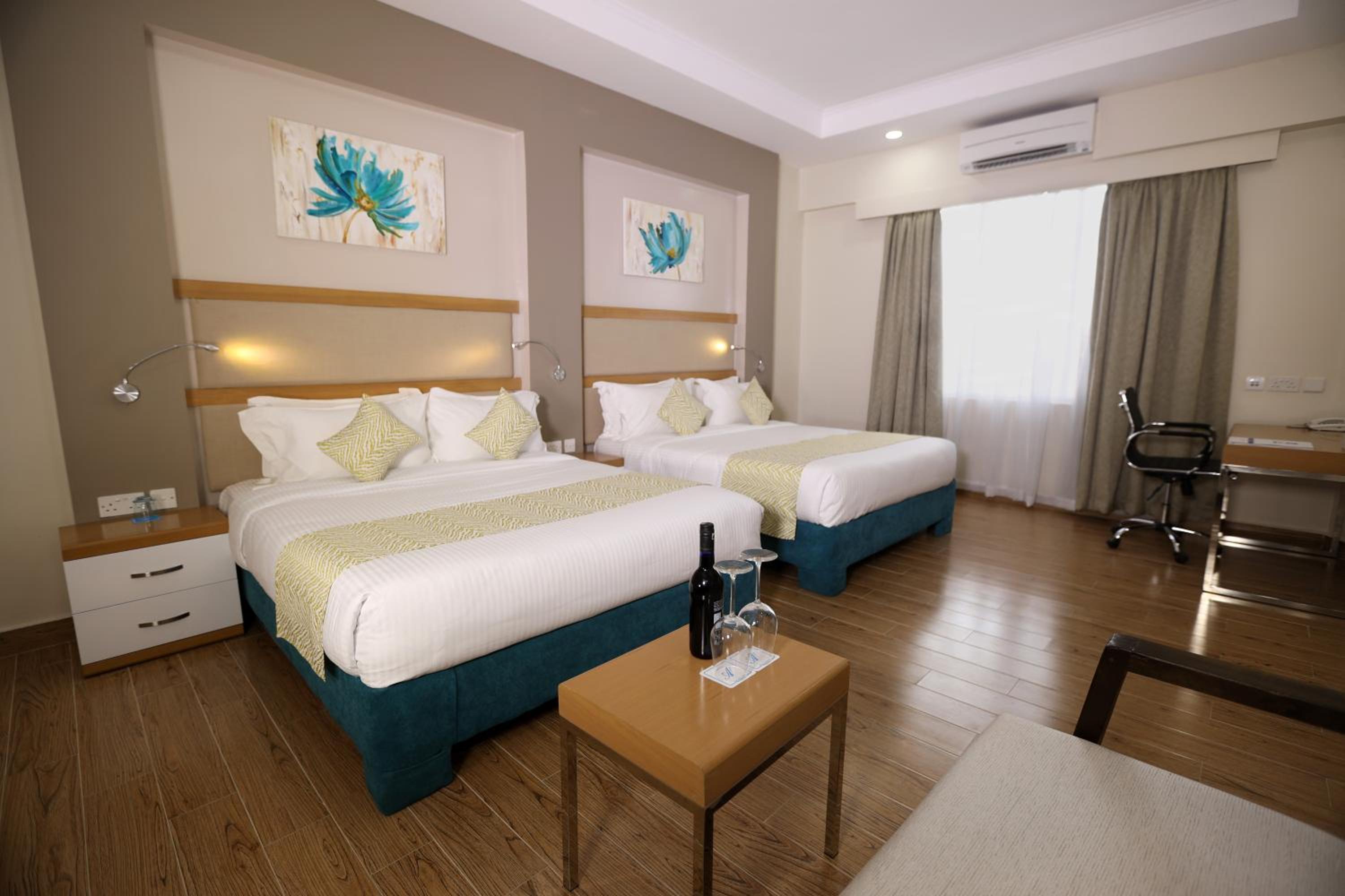 Superior Twin Room - Photo 26