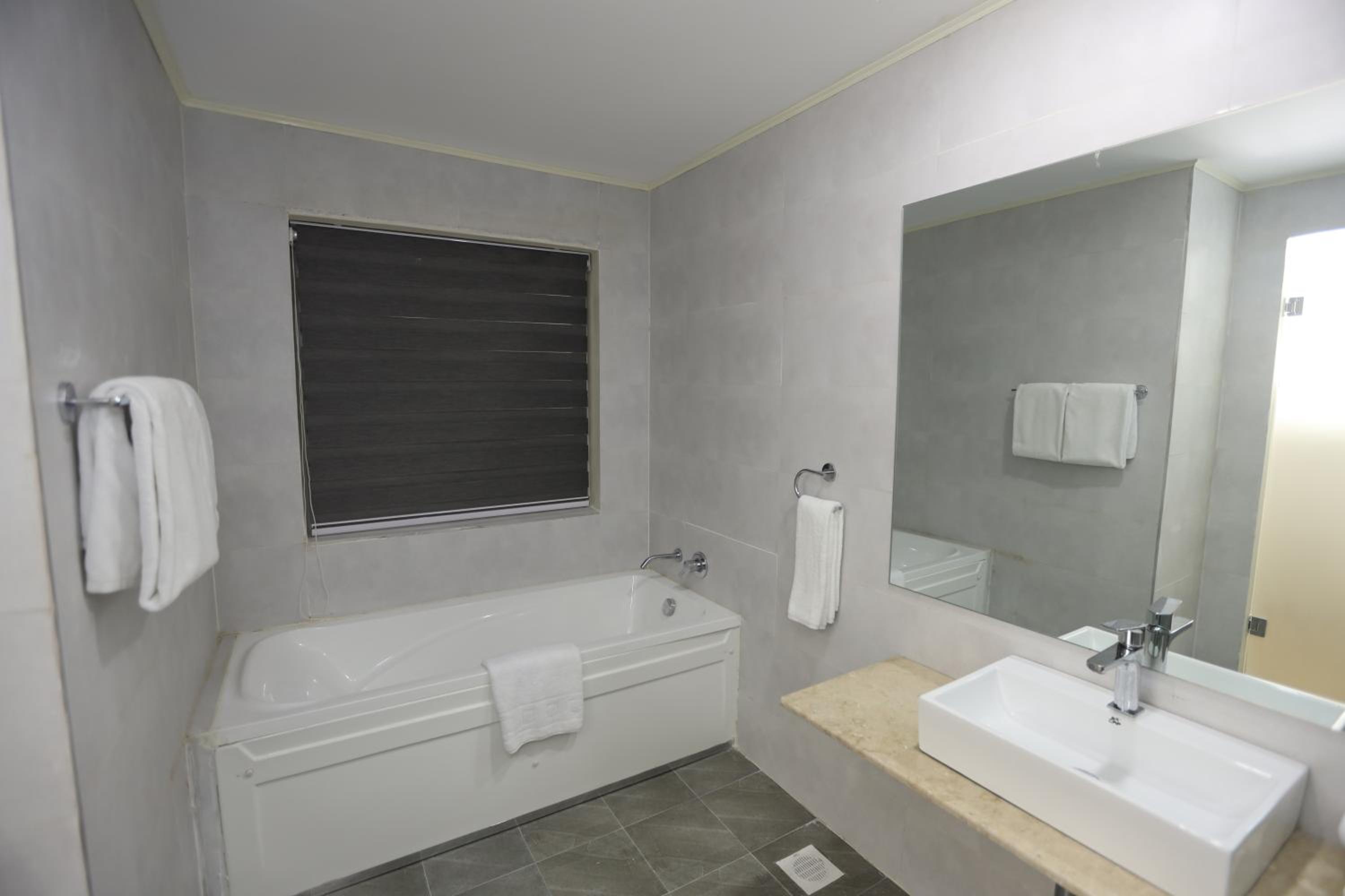 Superior Twin Room - Photo 17