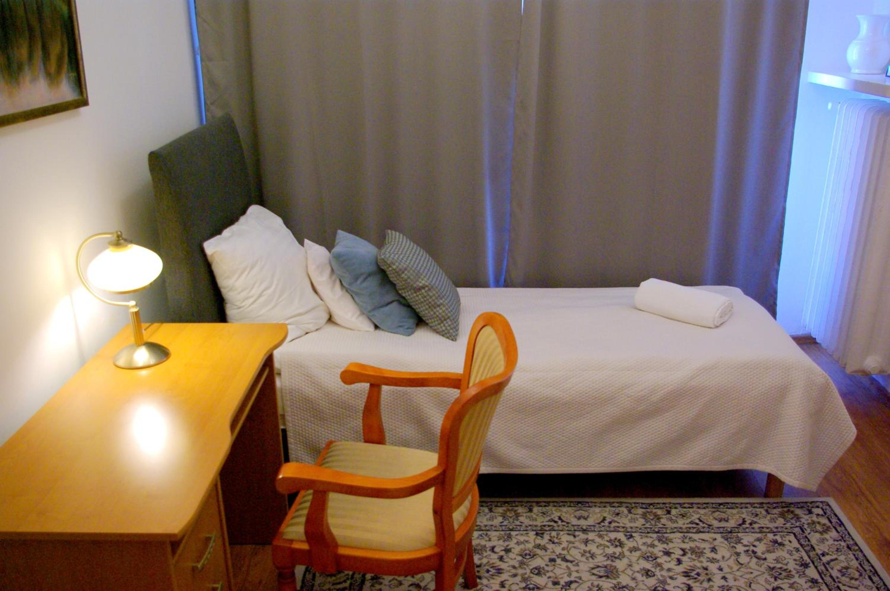 Single Room with Royal Castle View