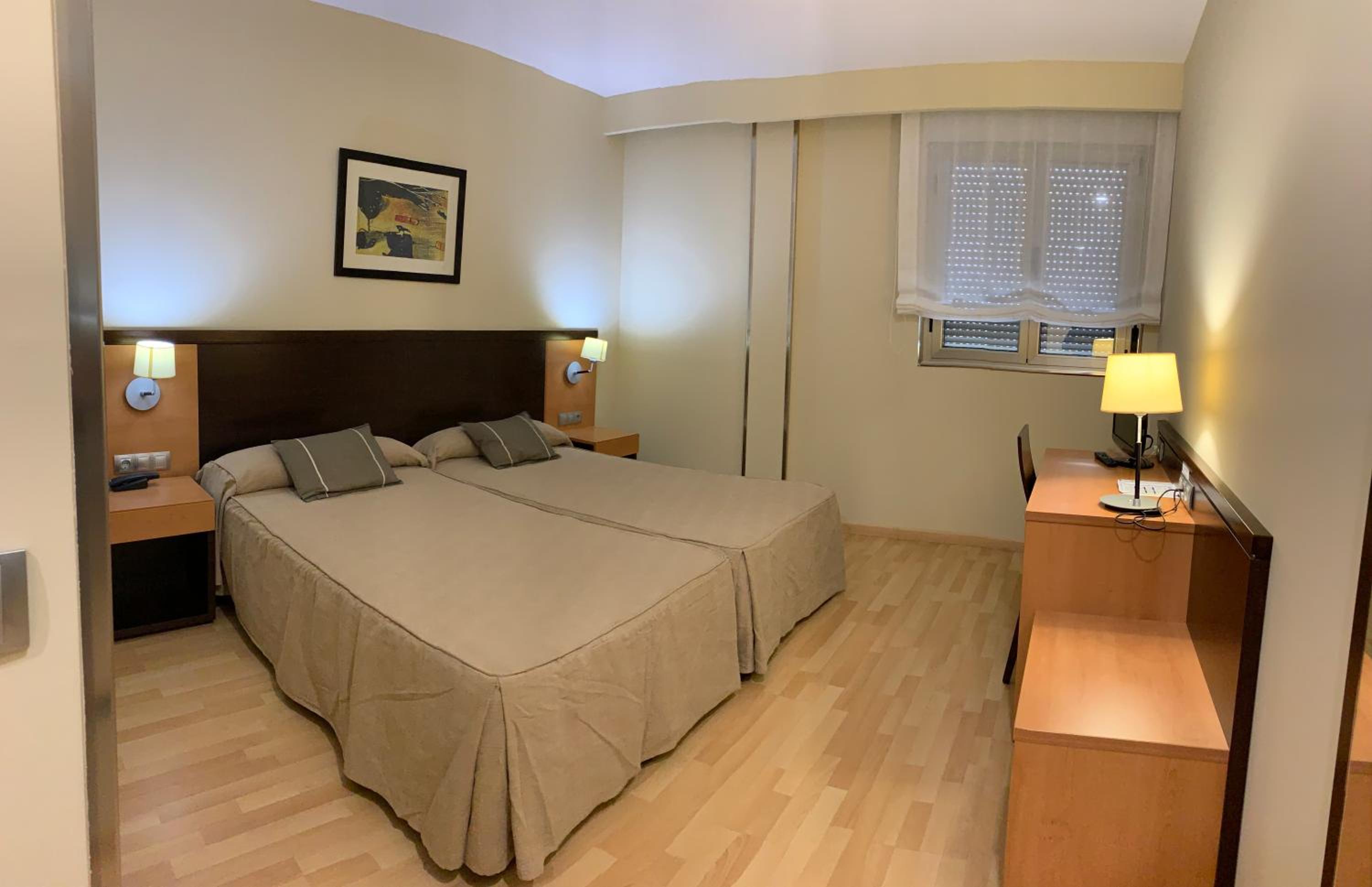Habitación Doble con Baño Privado