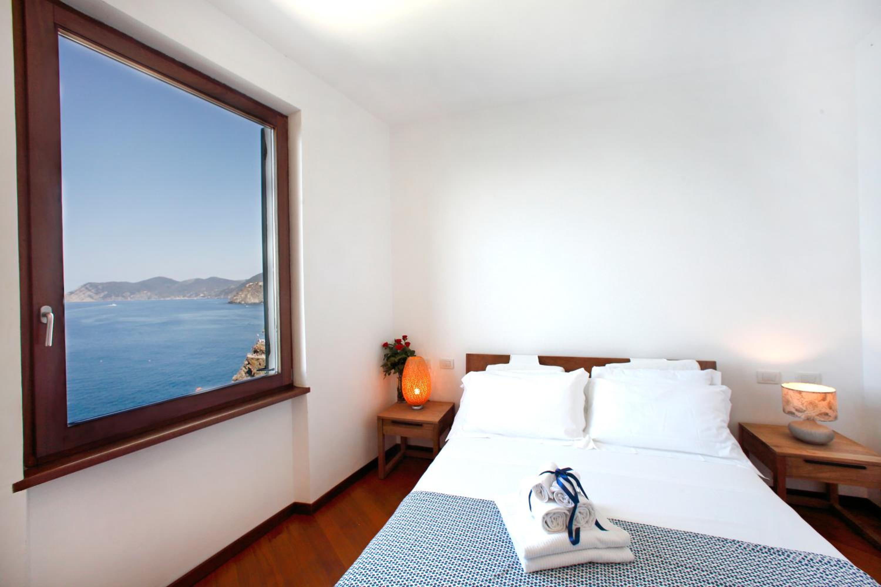 Large Double Room with Sea View photo 1