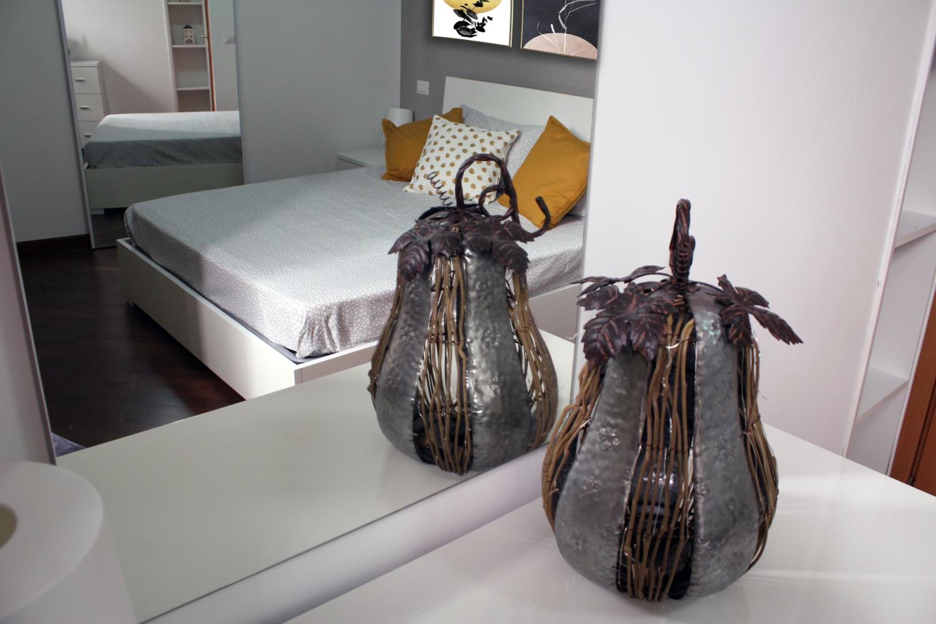 Two-Bedroom Apartment - Photo 12