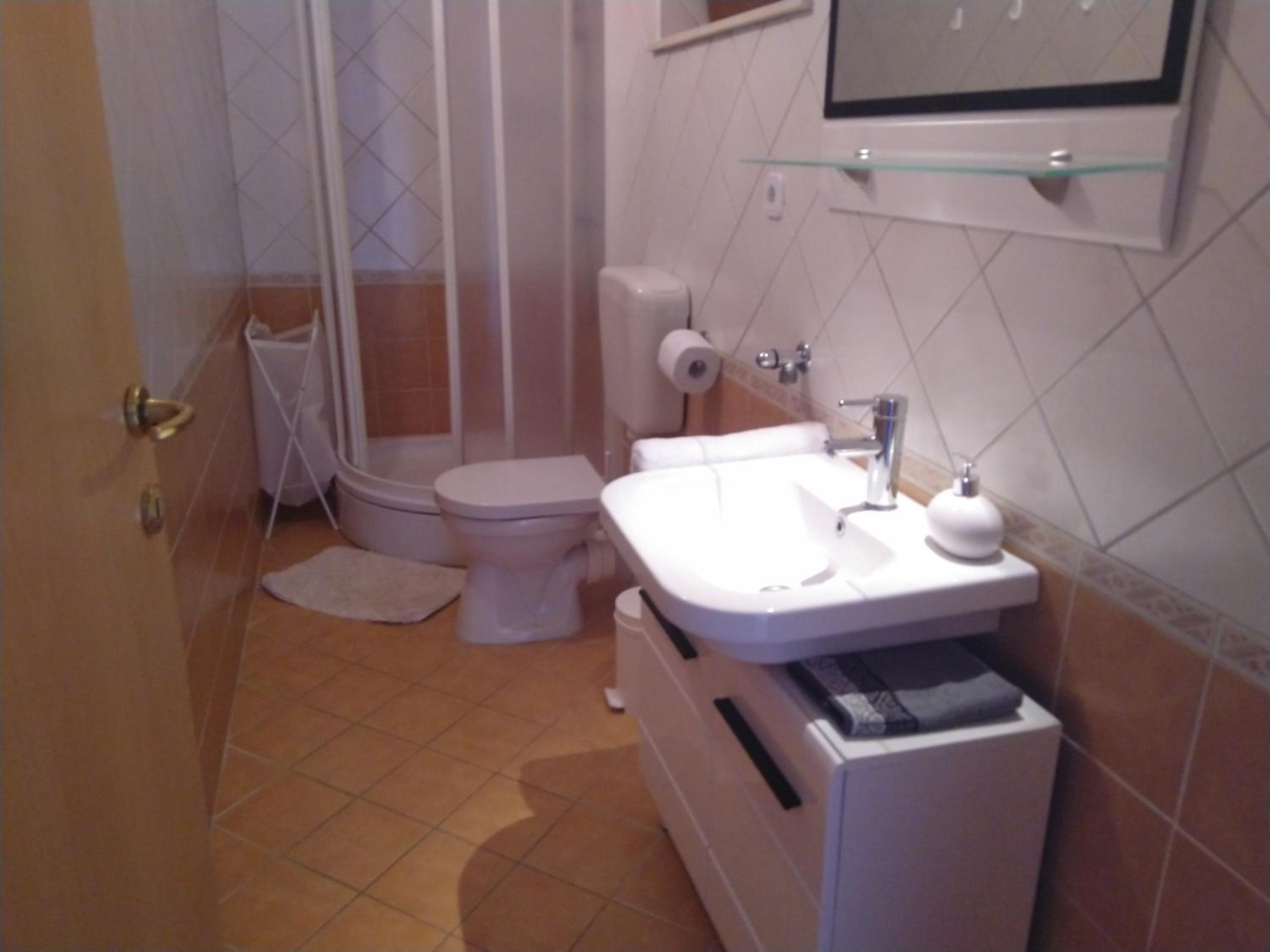 Apartment with Sea View - Photo 12
