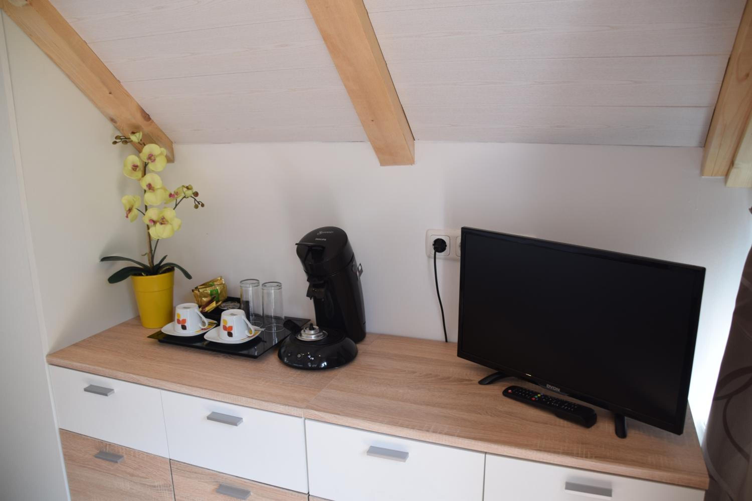 Suite with Balcony photo 2