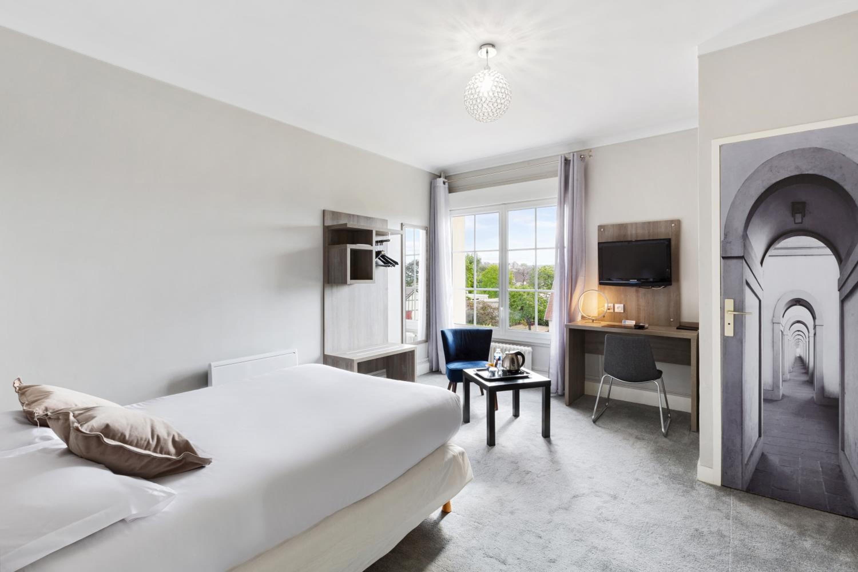 Queen Room - Photo 6
