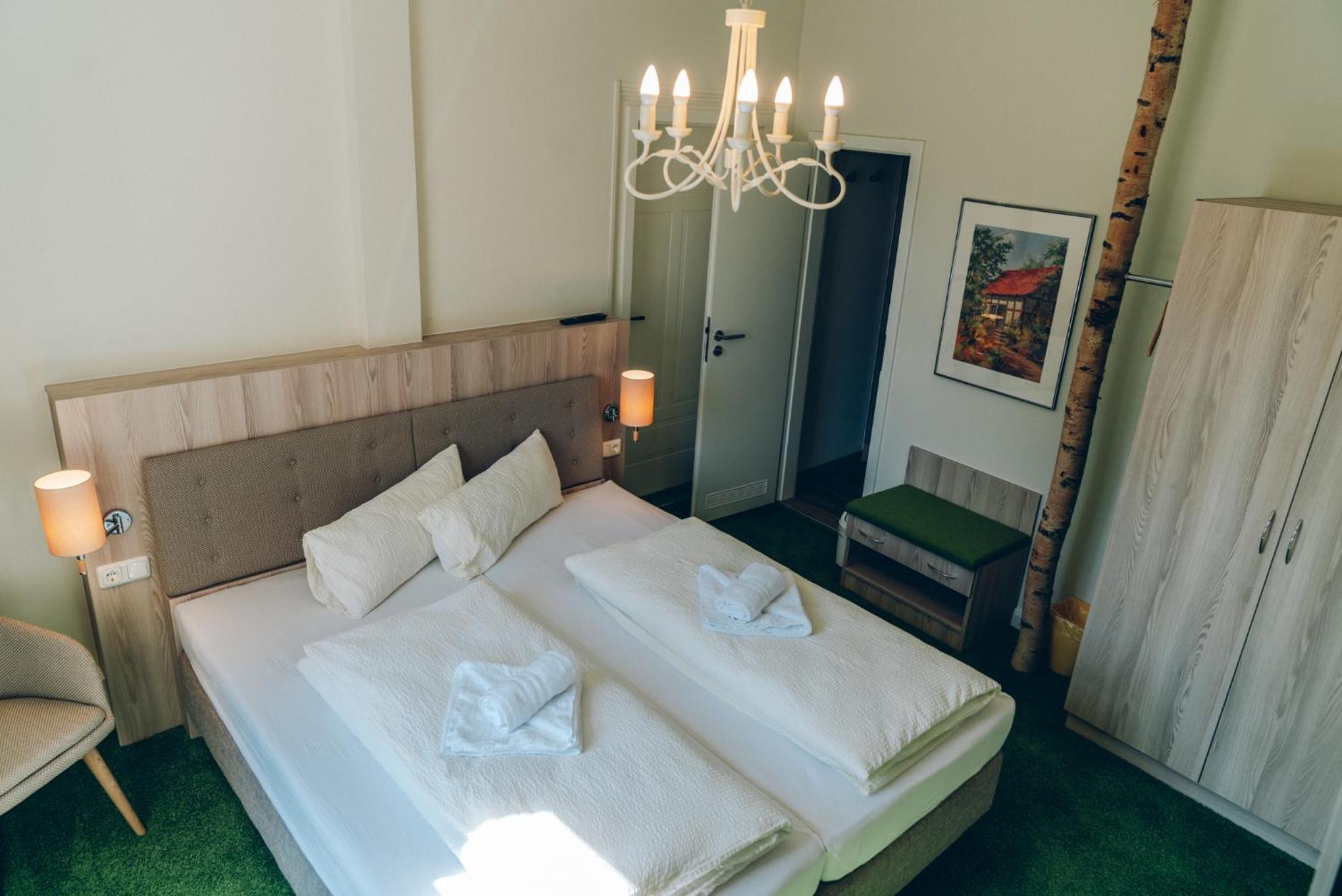 Double Room - Photo 6