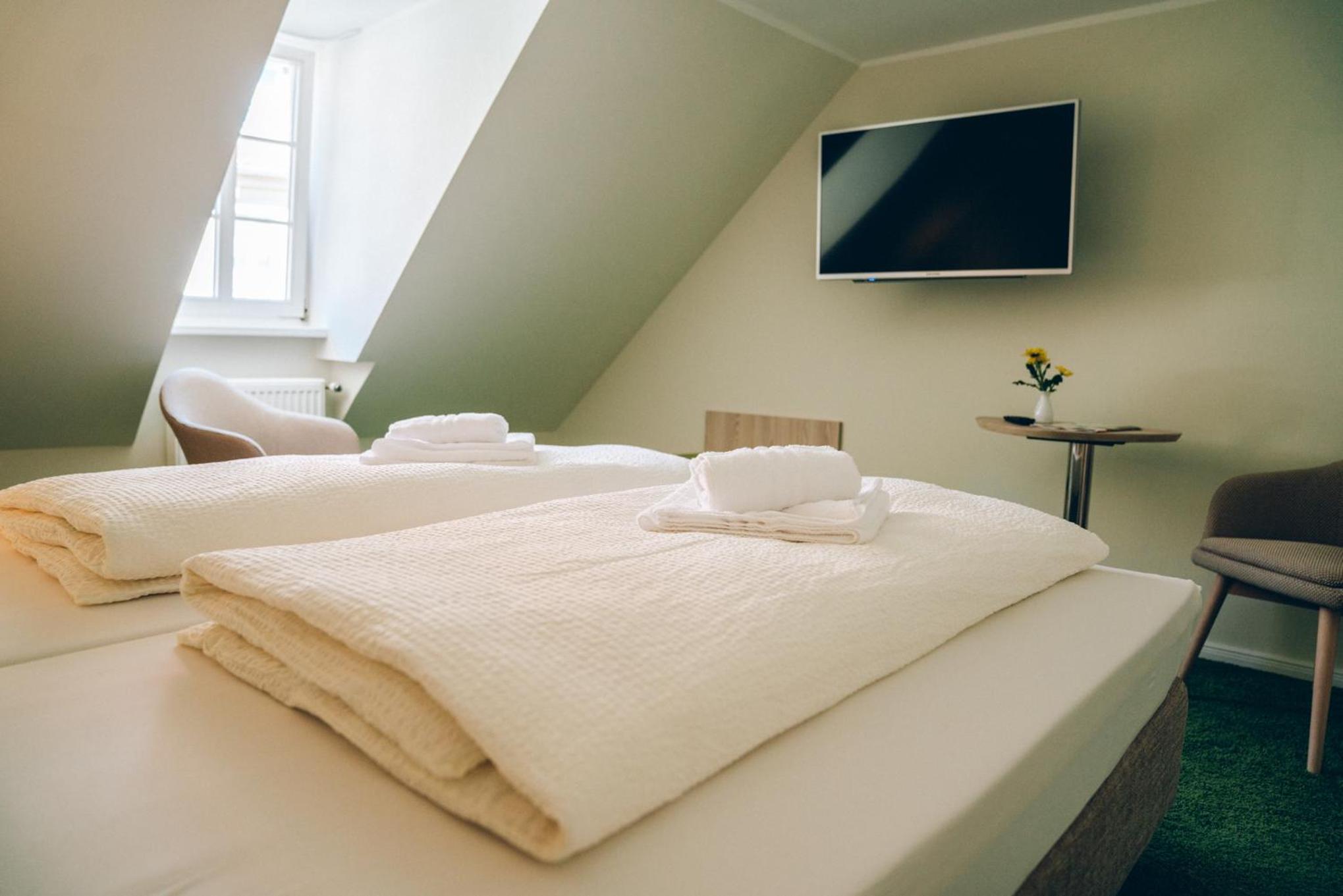 Double Room - Photo 4