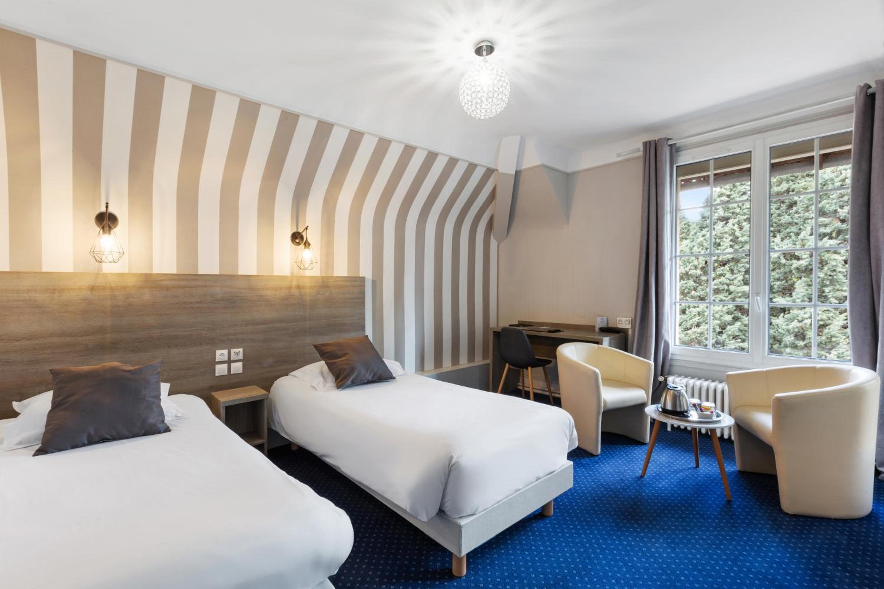 Classic Twin Room - Photo 1