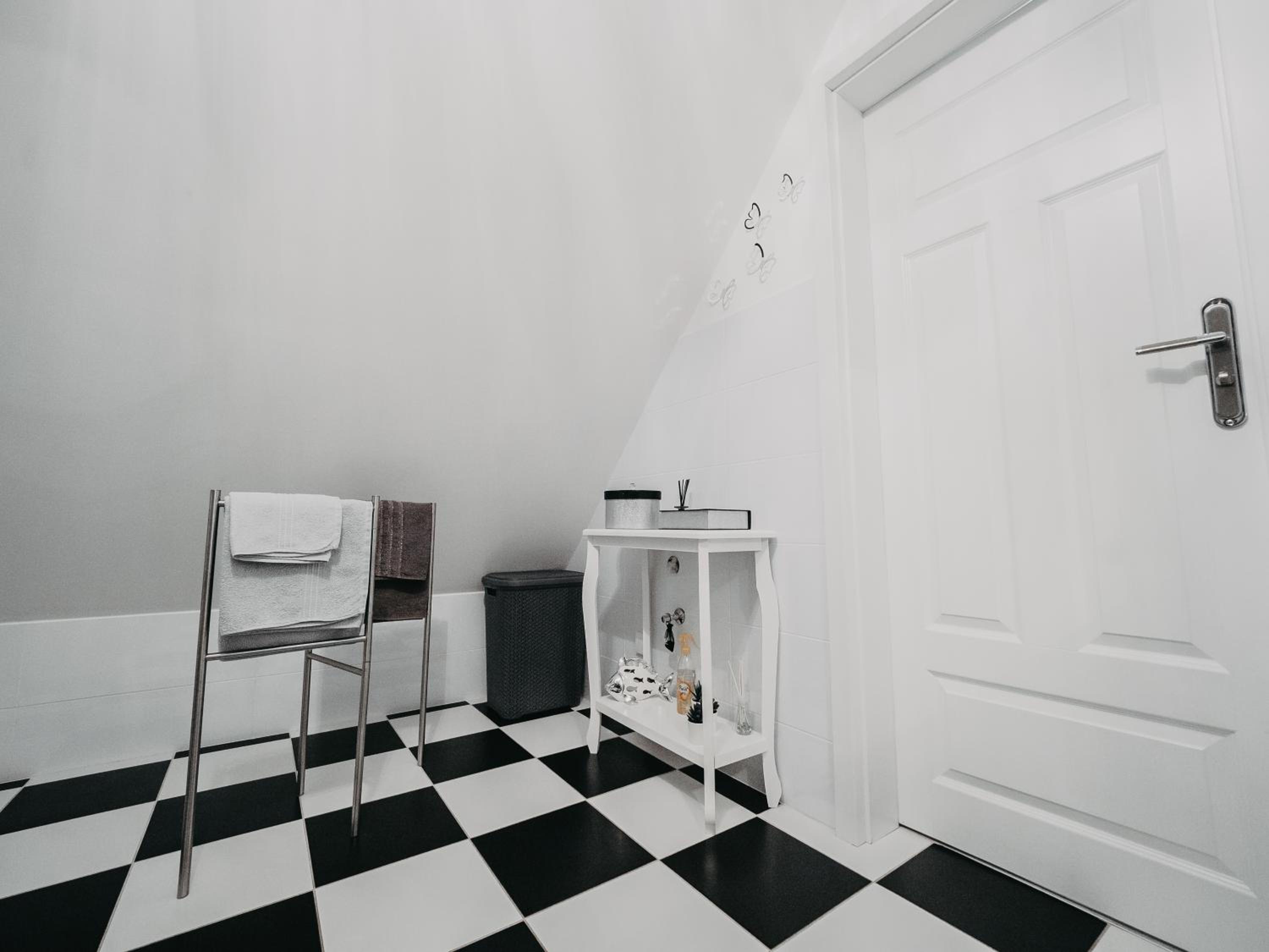 Apartment - Photo 36