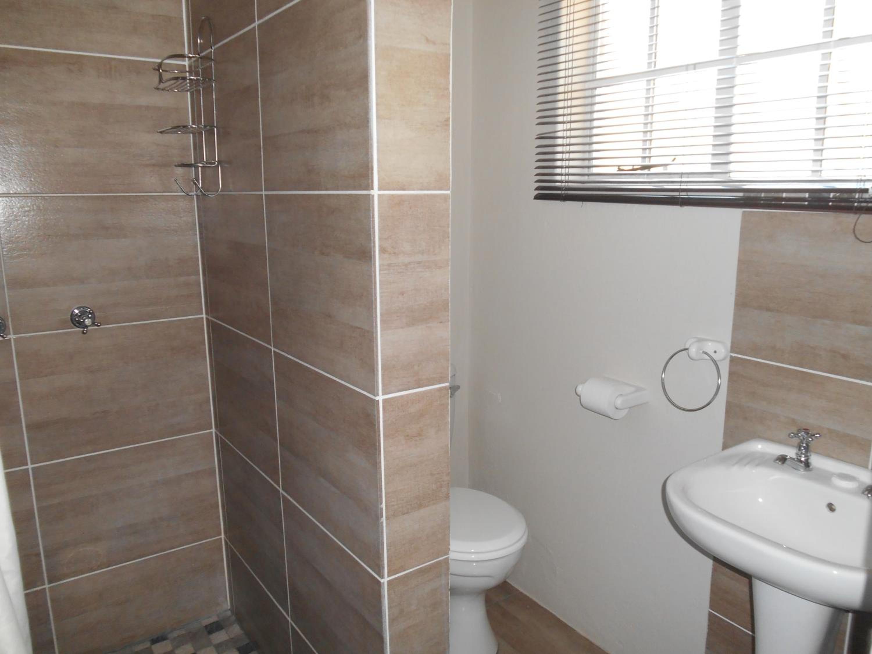 Budget Single Room photo 2