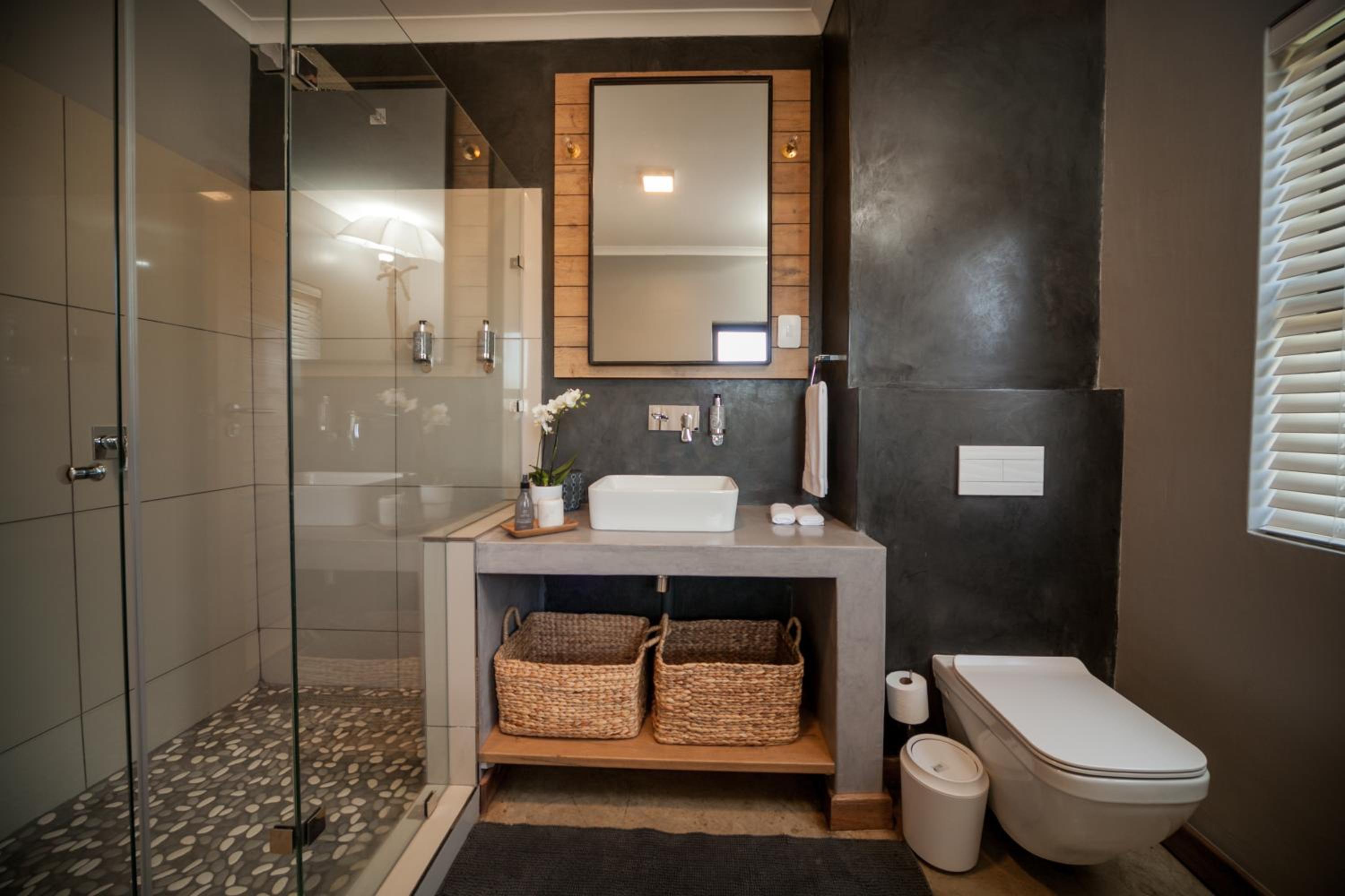 Luxury Suite photo 2