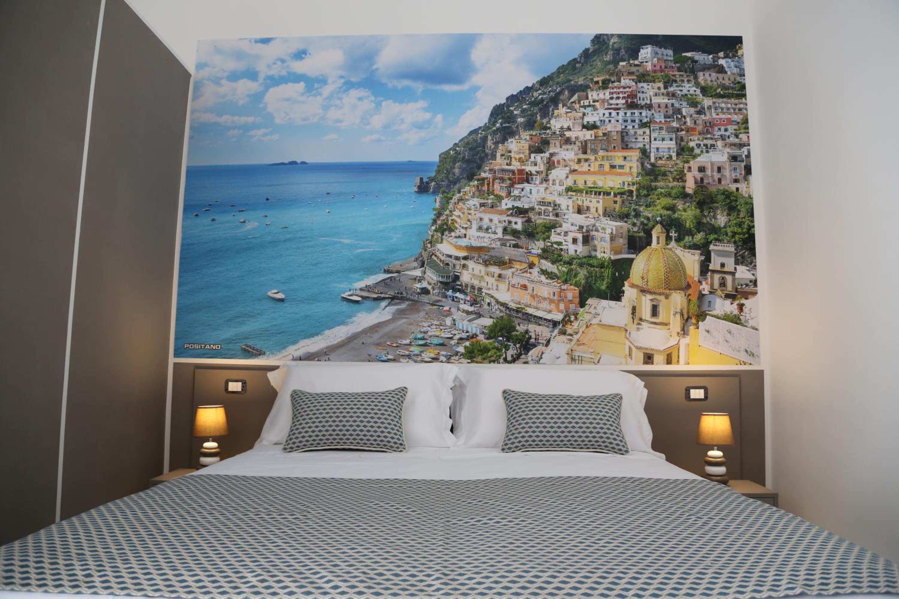 Double Room with Balcony - Photo 15