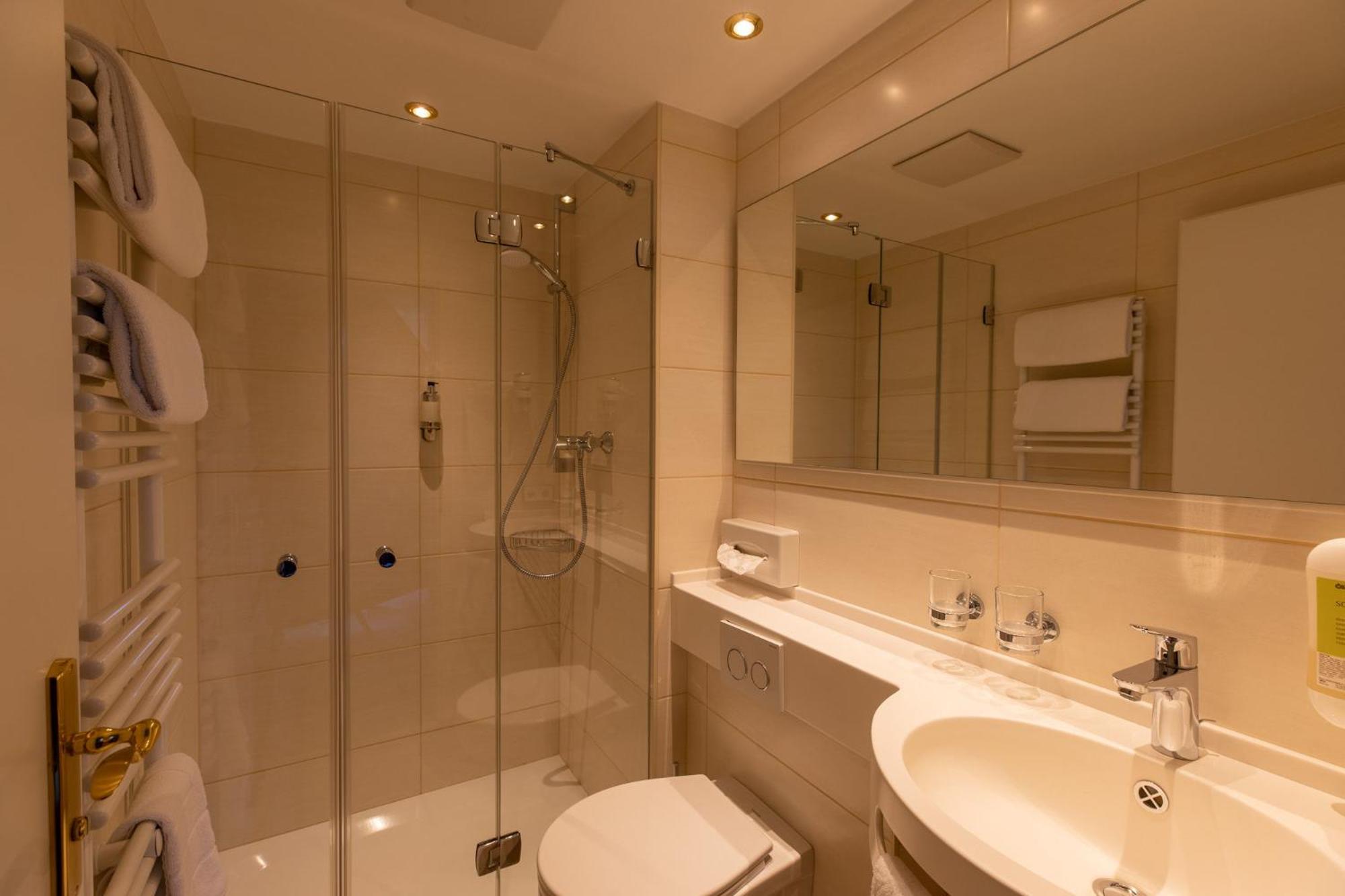 Superior Double Room - Photo 4