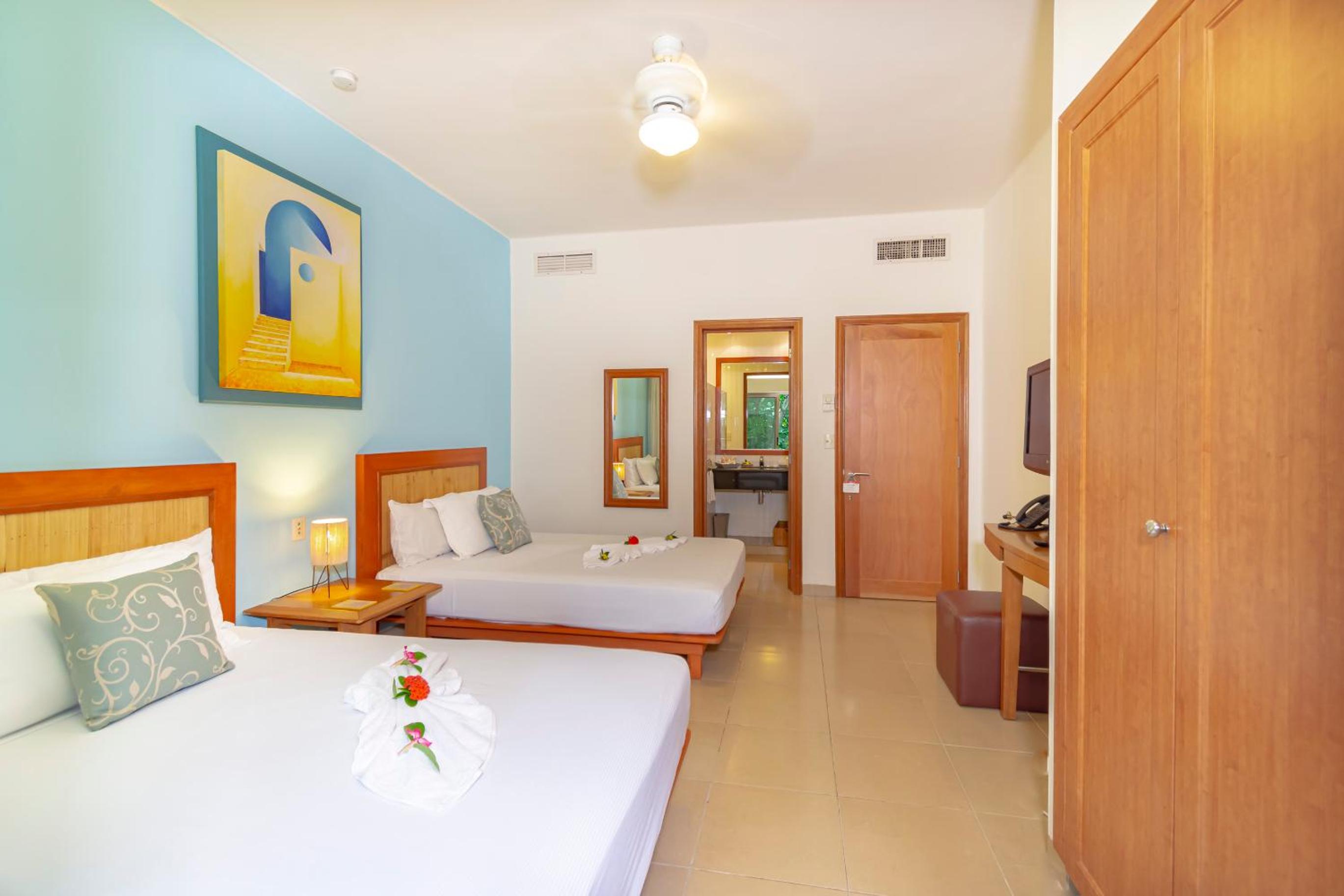 Double Room - Photo 3