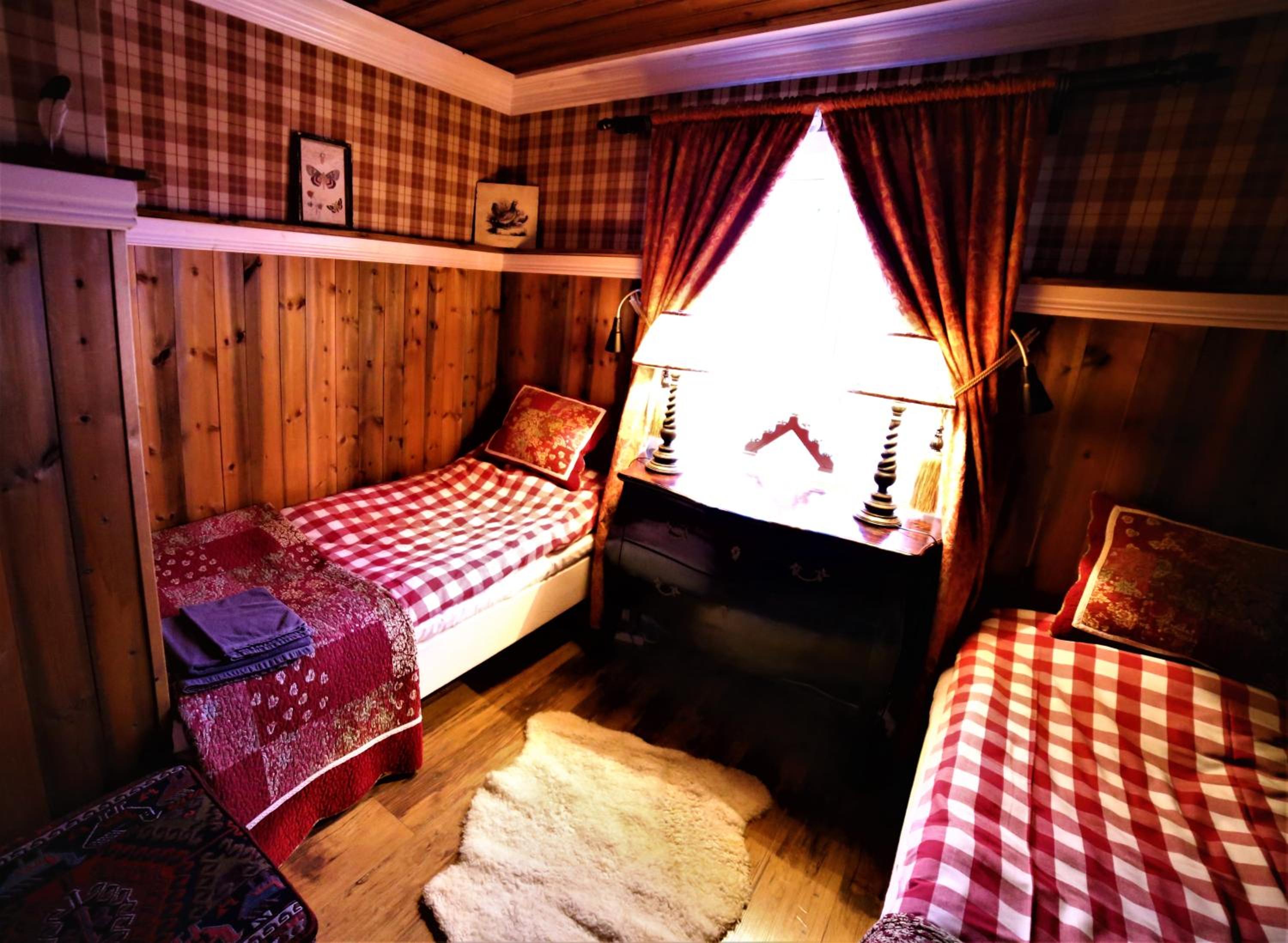 Standard Twin Room photo 2