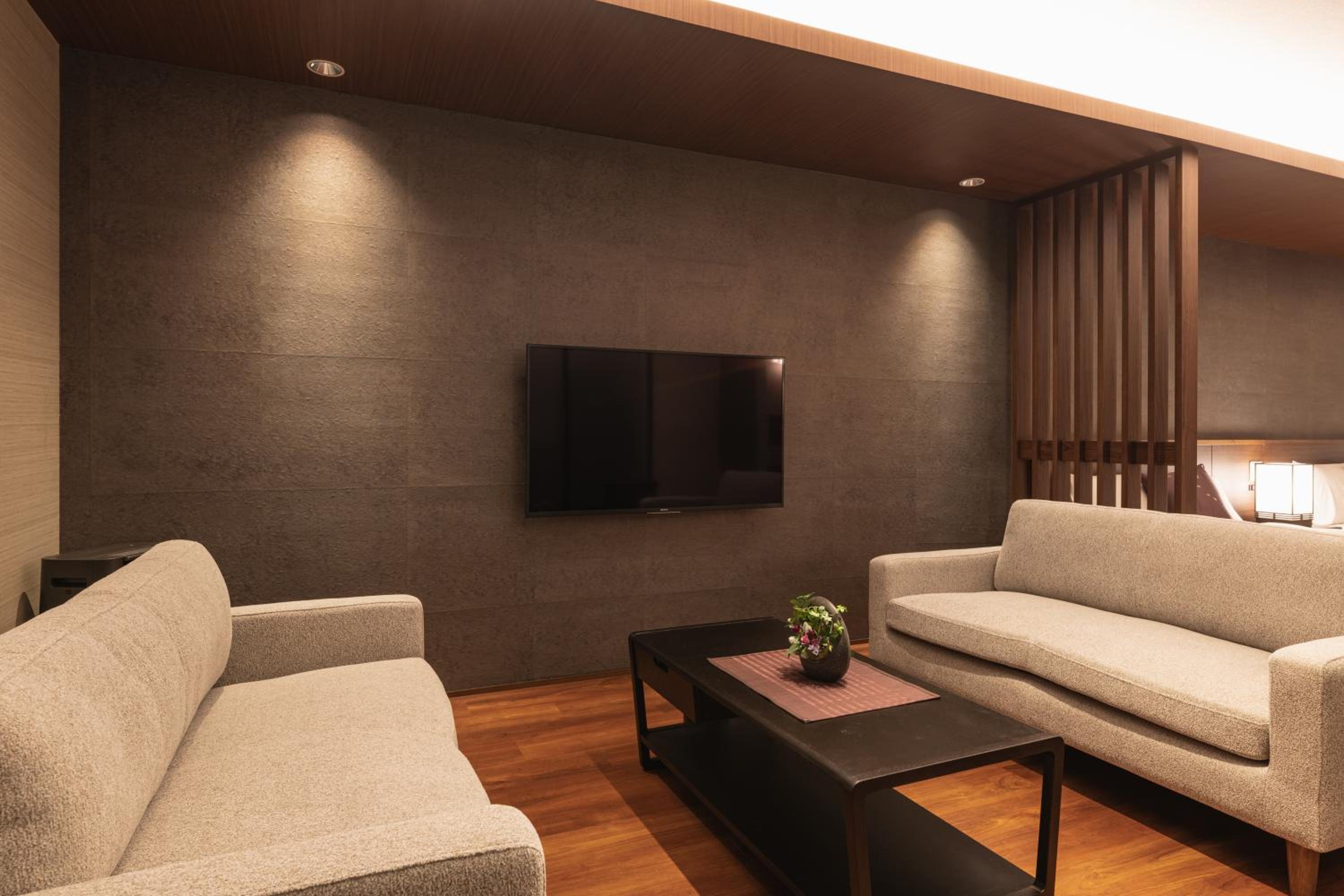 Superior Triple Room - Photo 8