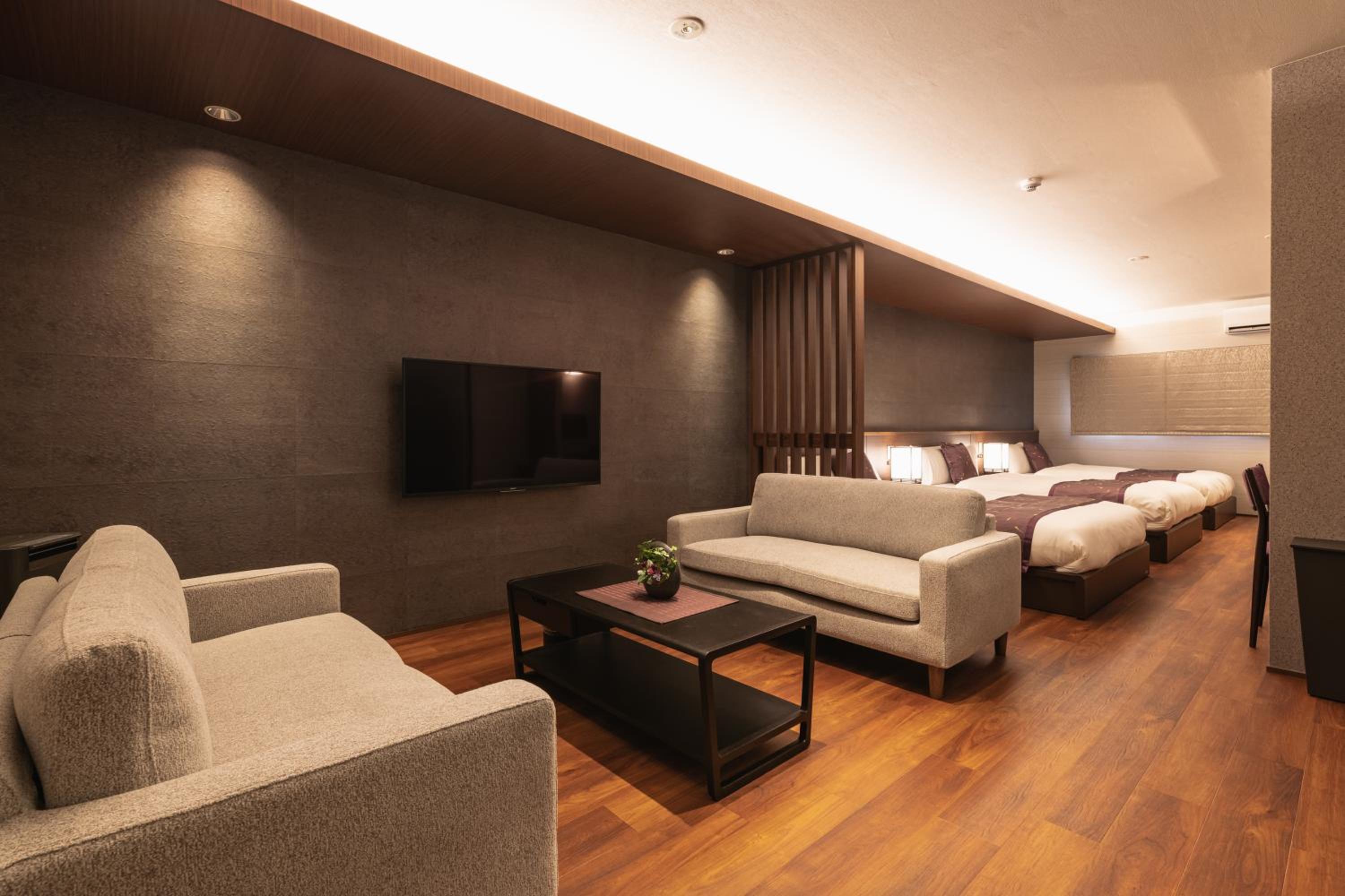 Superior Triple Room - Photo 1