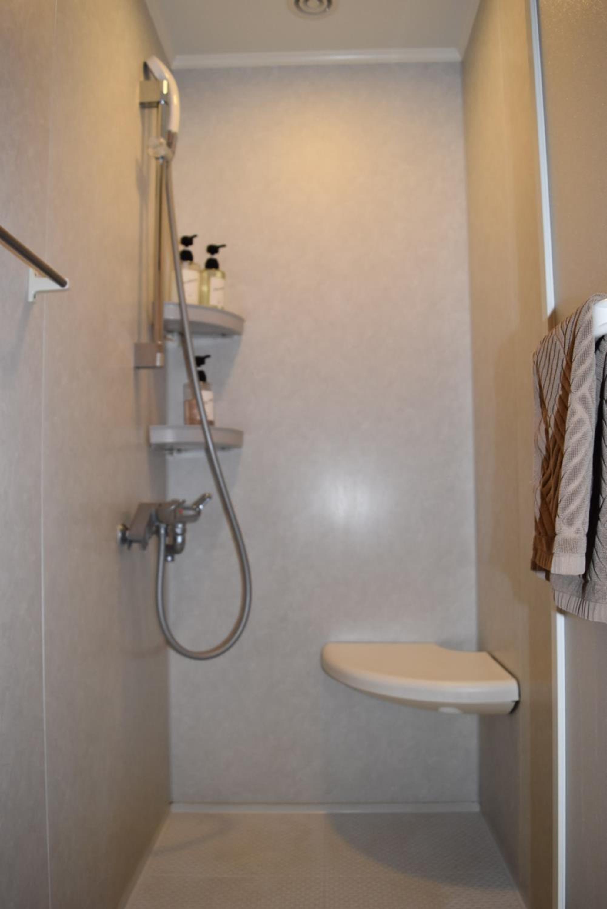 Twin Room With Shower photo 2