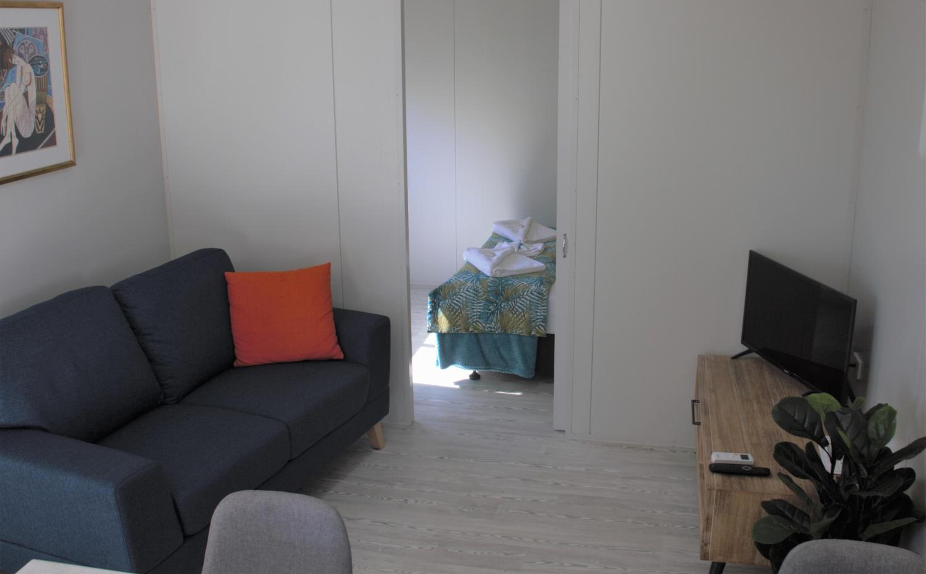 Two-Bedroom Villa - Photo 3