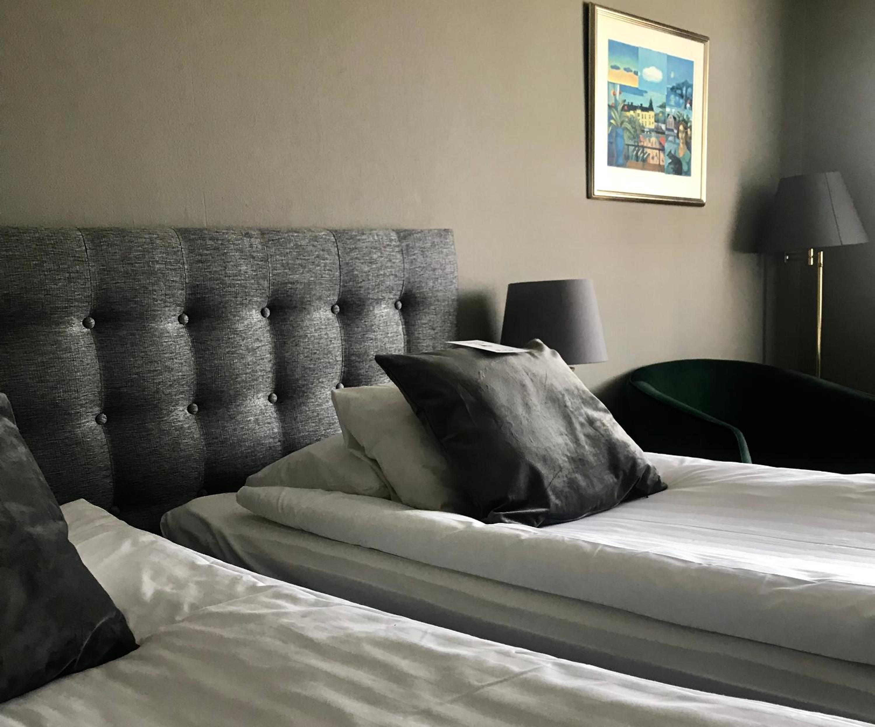 Standard Twin Room - Non-Smoking photo 2
