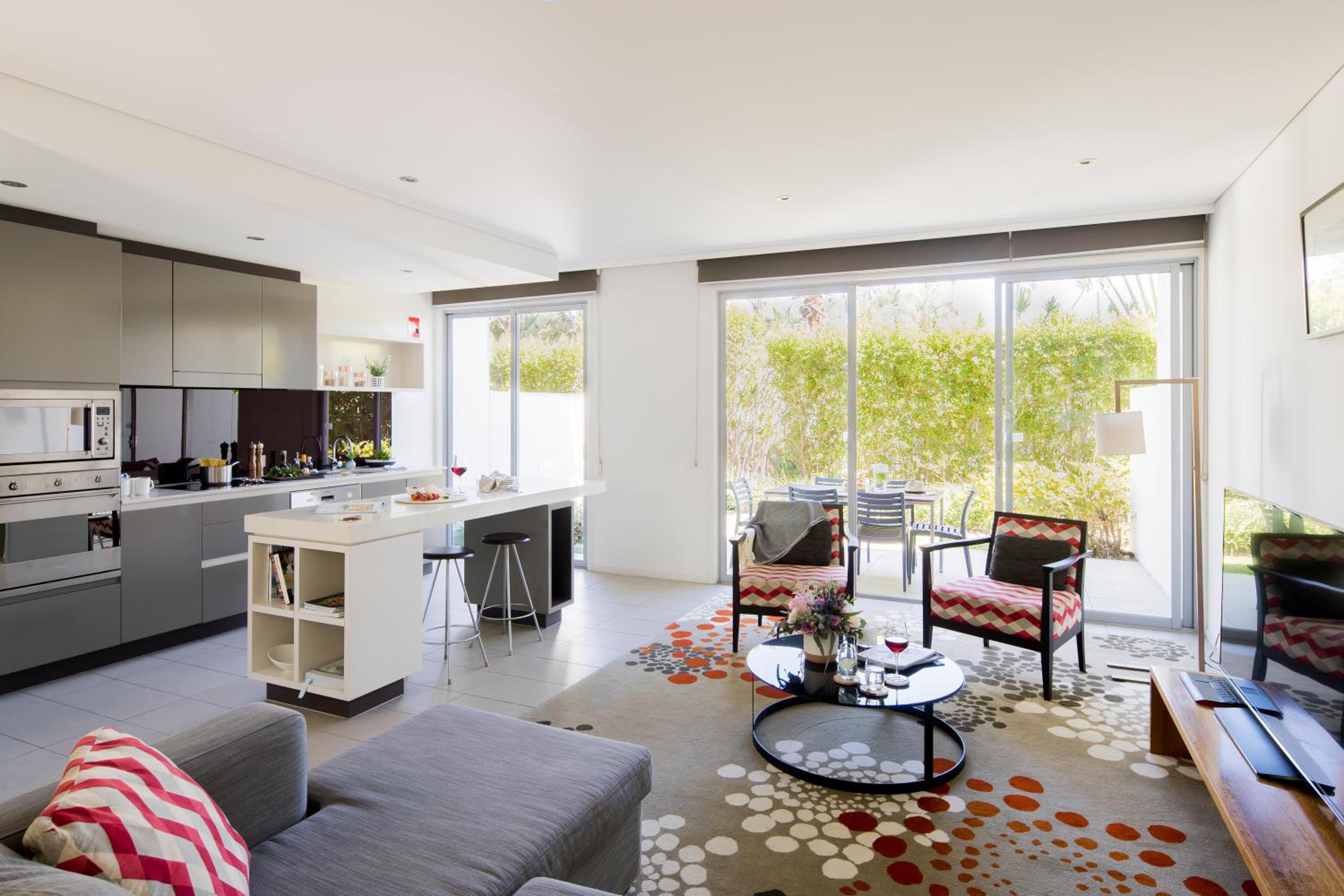 Three-Bedroom Villa - Photo 10